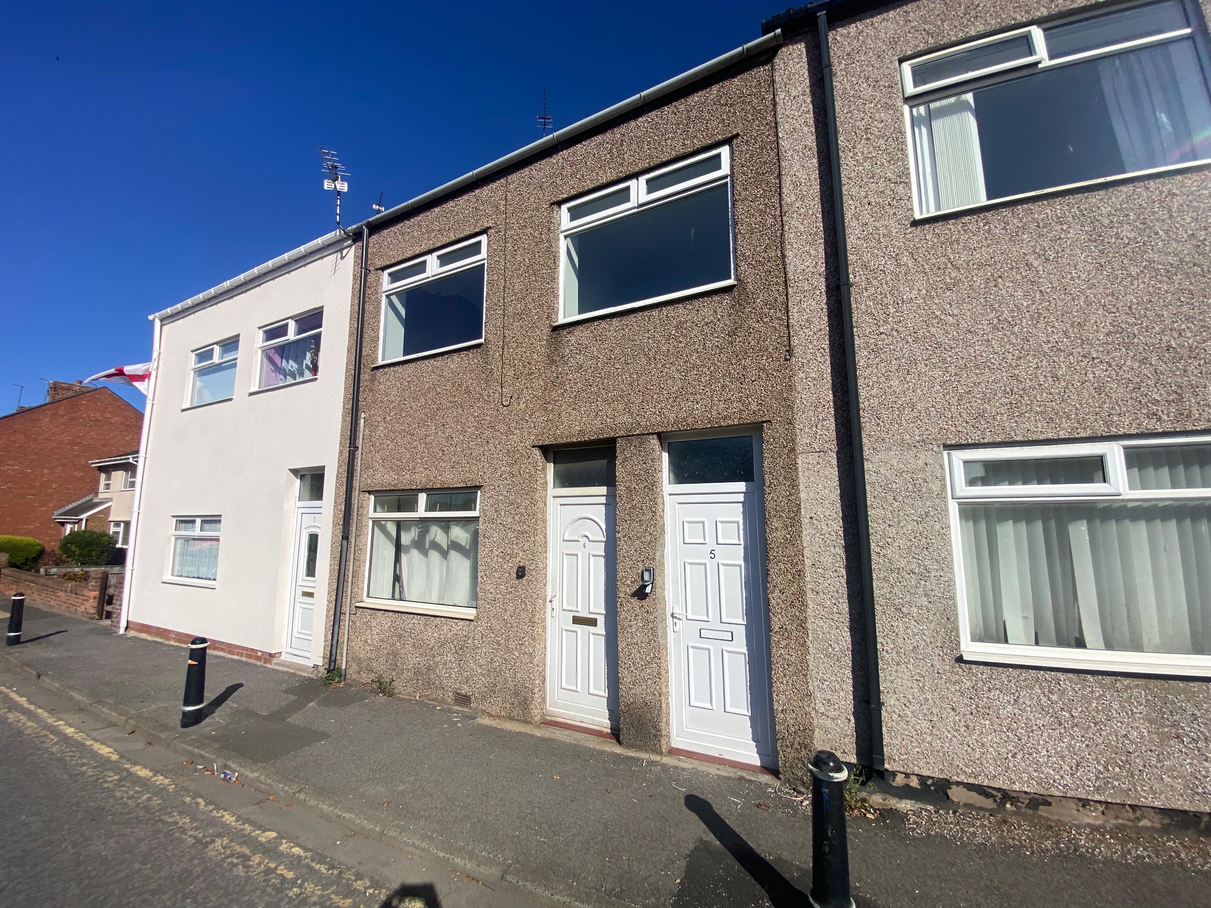 2 bed flat for sale in Ravensworth Street, Bedlington  - Property Image 1