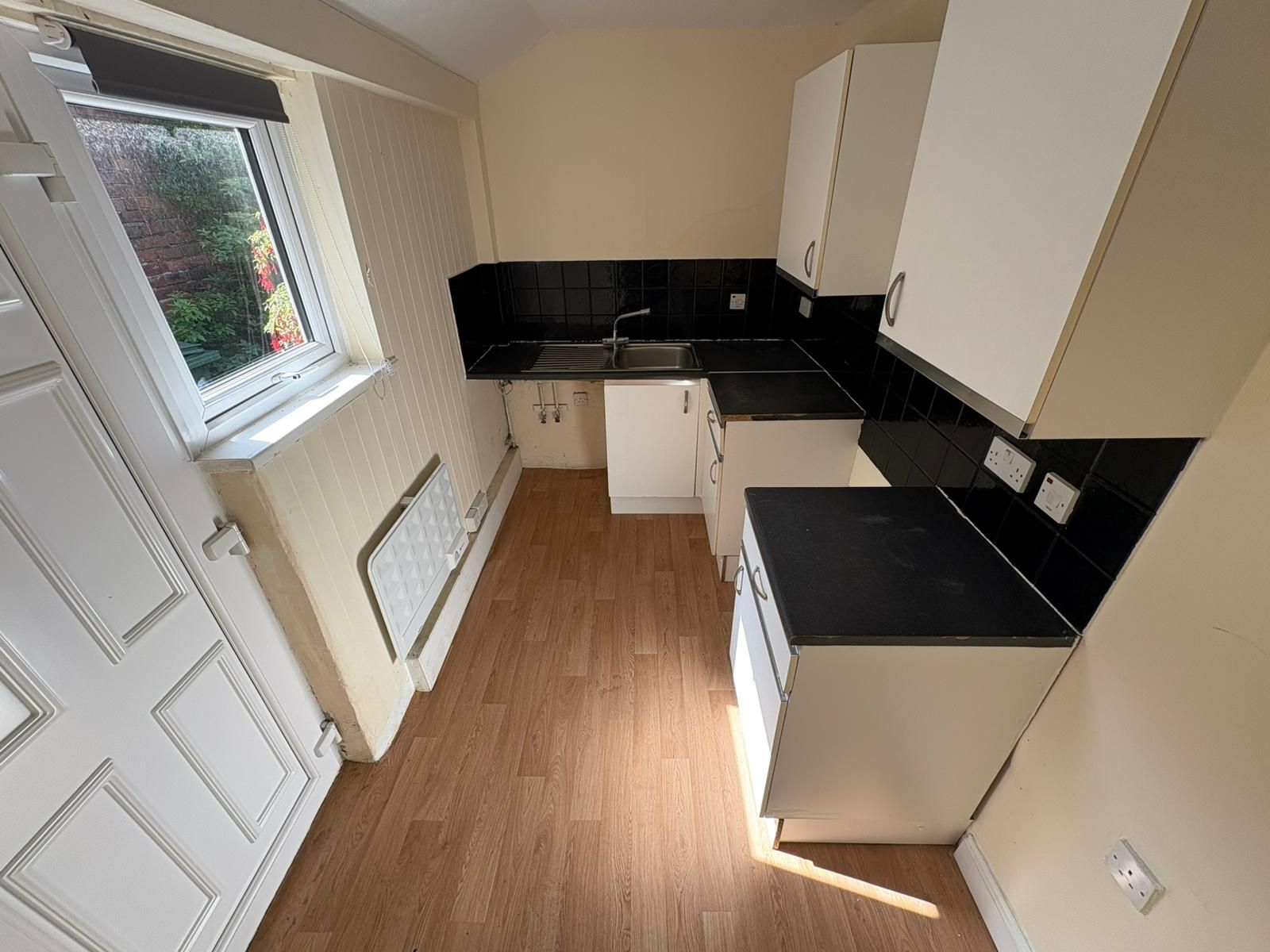 2 bed terraced house for sale in Fox Street, Seaham  - Property Image 4