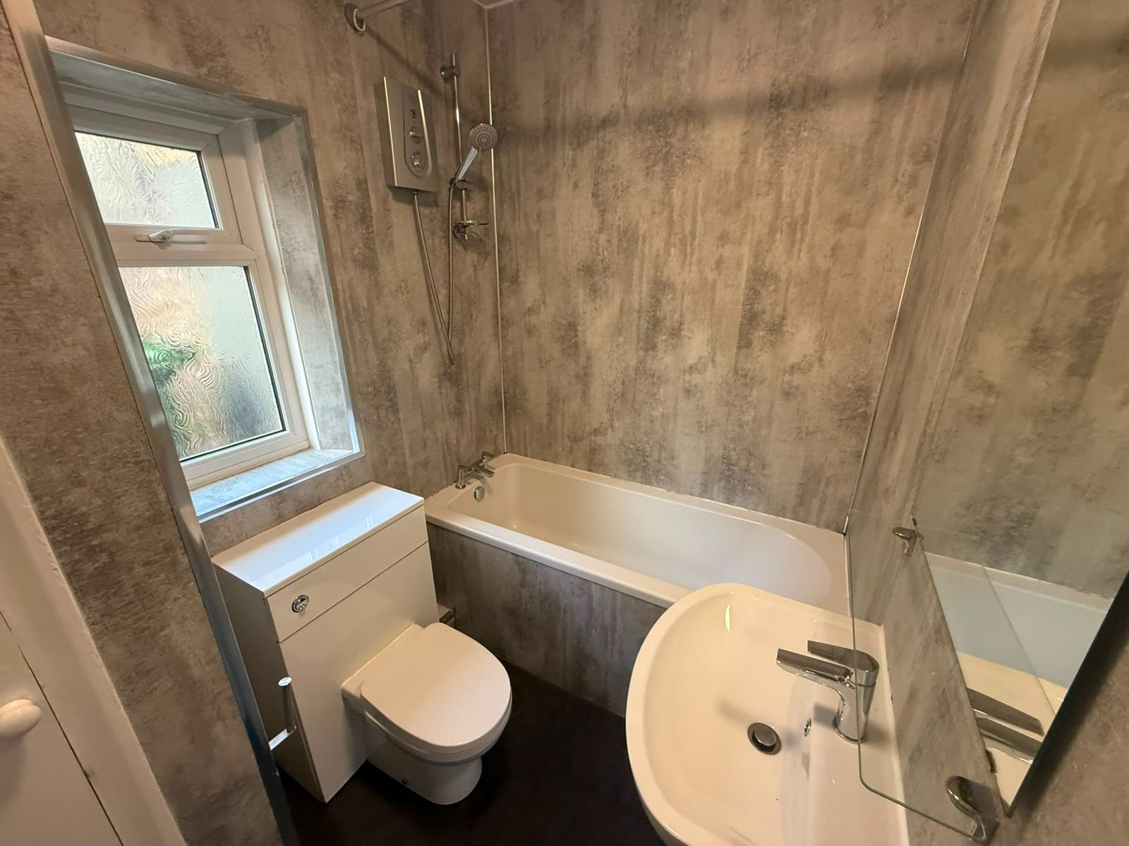 2 bed ground floor flat for sale in Patterdale Terrace, Gateshead 3