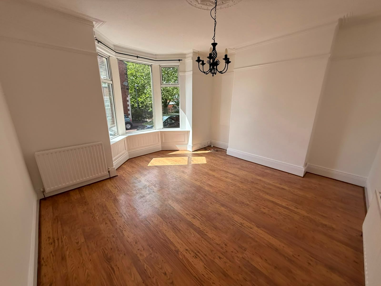 2 bed ground floor flat for sale in Patterdale Terrace, Gateshead  - Property Image 3
