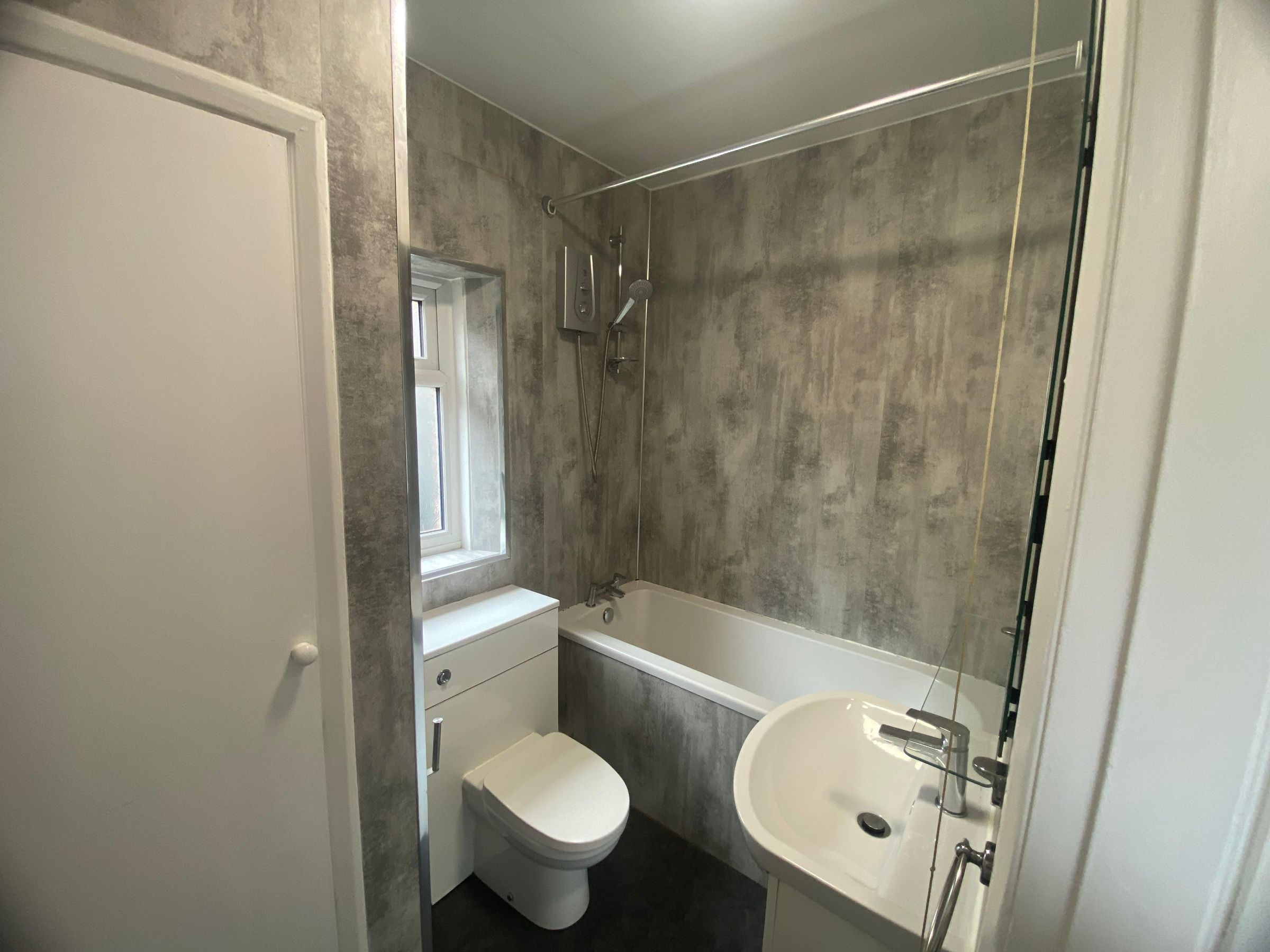 2 bed ground floor flat for sale in Patterdale Terrace, Gateshead 5