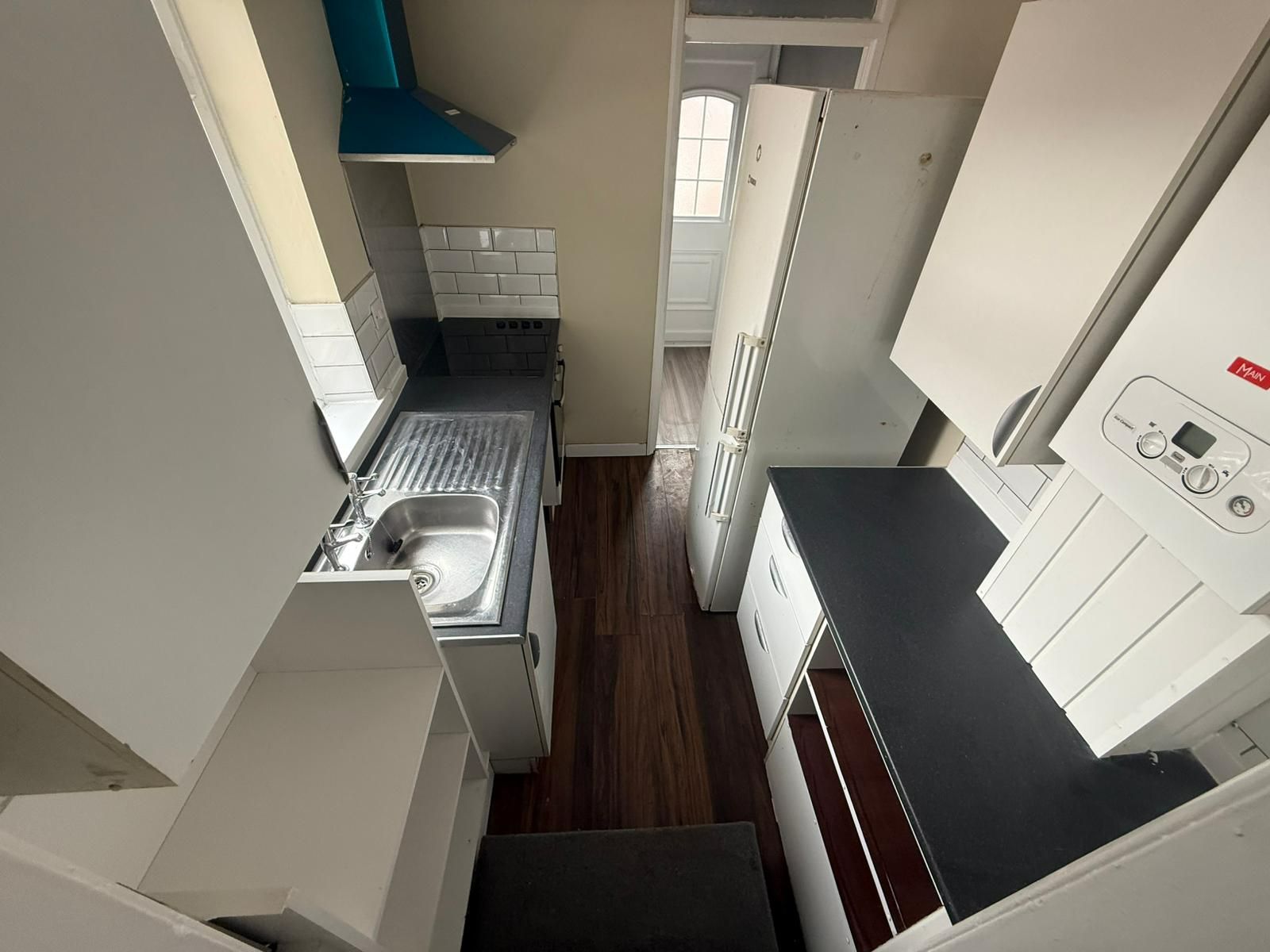 3 bed flat to rent in Axwell Terrace, Newcastle upon Tyne  - Property Image 3
