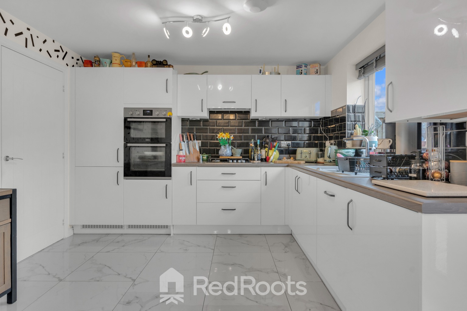 4 bed detached house for sale in Warren Court, Featherstone, Pontefract, West Yorkshire, WF7  - Property Image 6