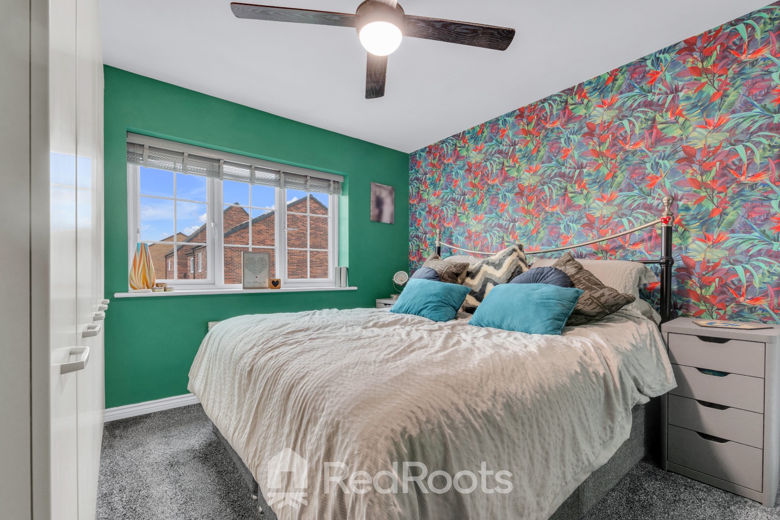 4 bed detached house for sale in Warren Court, Featherstone, Pontefract, West Yorkshire, WF7  - Property Image 11