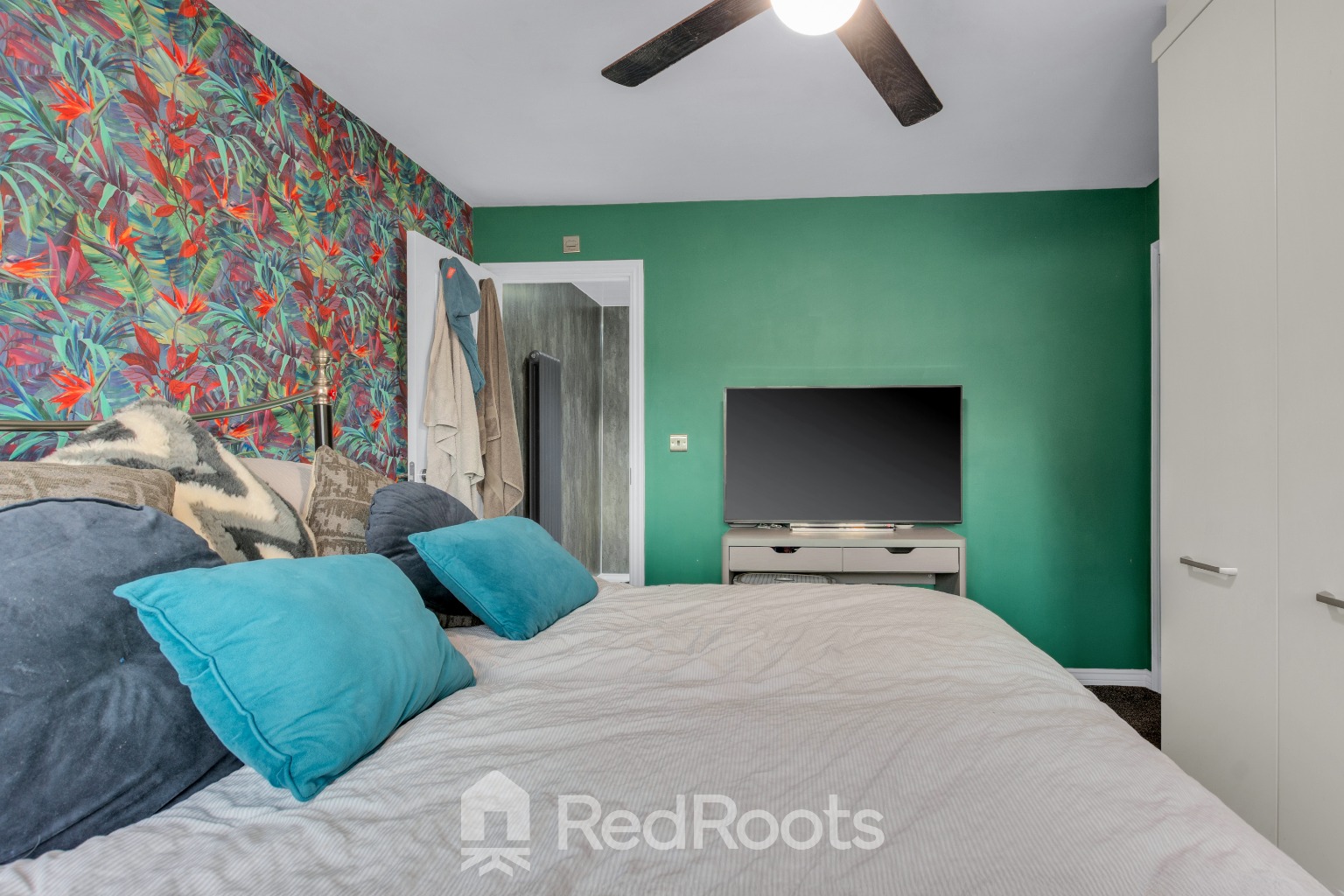 4 bed detached house for sale in Warren Court, Featherstone, Pontefract, West Yorkshire, WF7  - Property Image 12