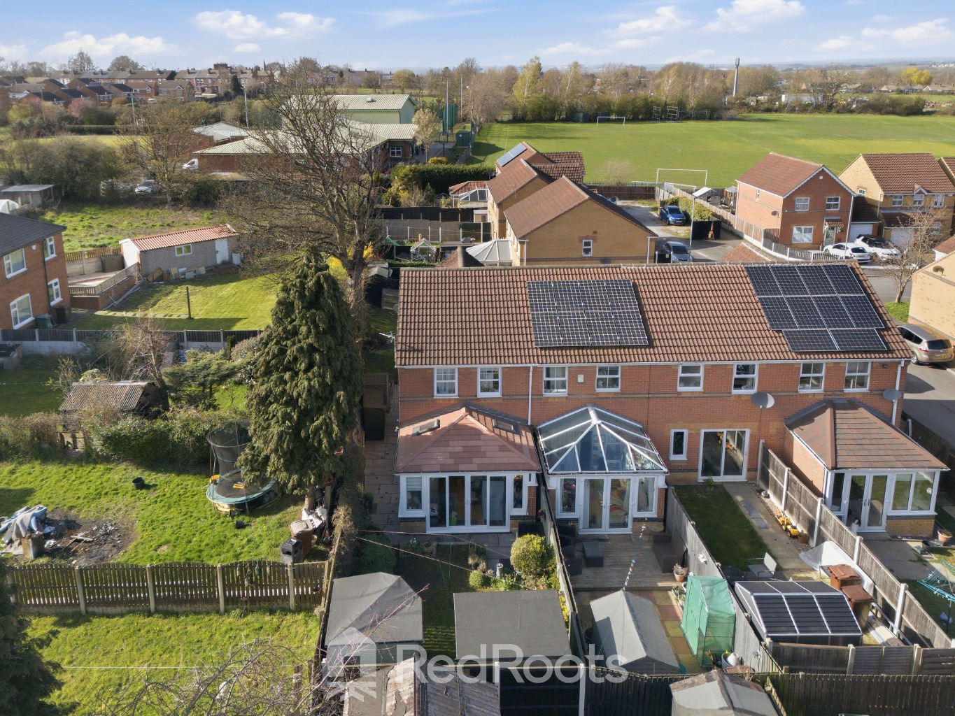 3 bed end of terrace house for sale in Beachill Crescent, Havercroft, Wakefield, West Yorkshire, WF4  - Property Image 16