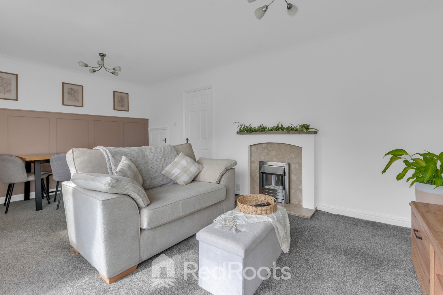 3 bed terraced house for sale in Leatham Park Road, Featherstone, Pontefract, West Yorkshire, WF7  - Property Image 5