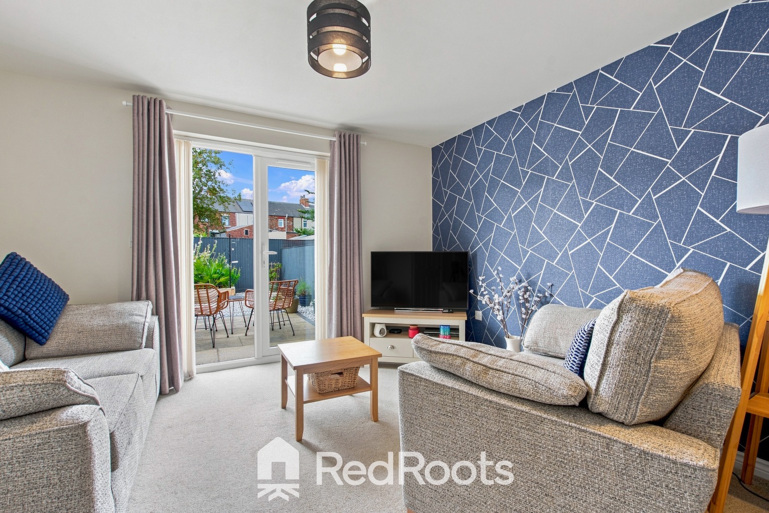 2 bed terraced house for sale in New Sharlston, Wakefield, West Yorkshire, WF4  - Property Image 3