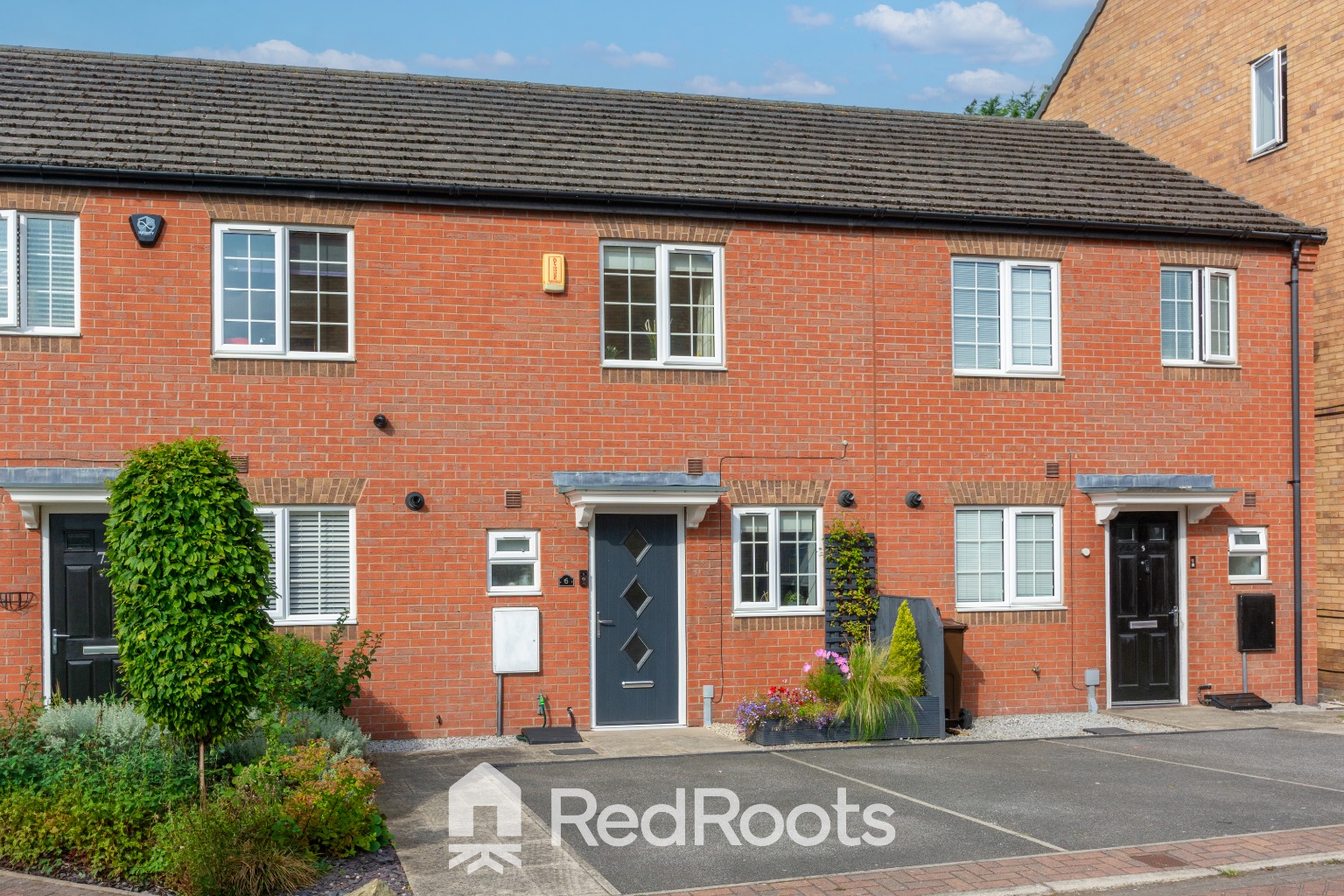 2 bed terraced house for sale in New Sharlston, Wakefield, West Yorkshire, WF4  - Property Image 1