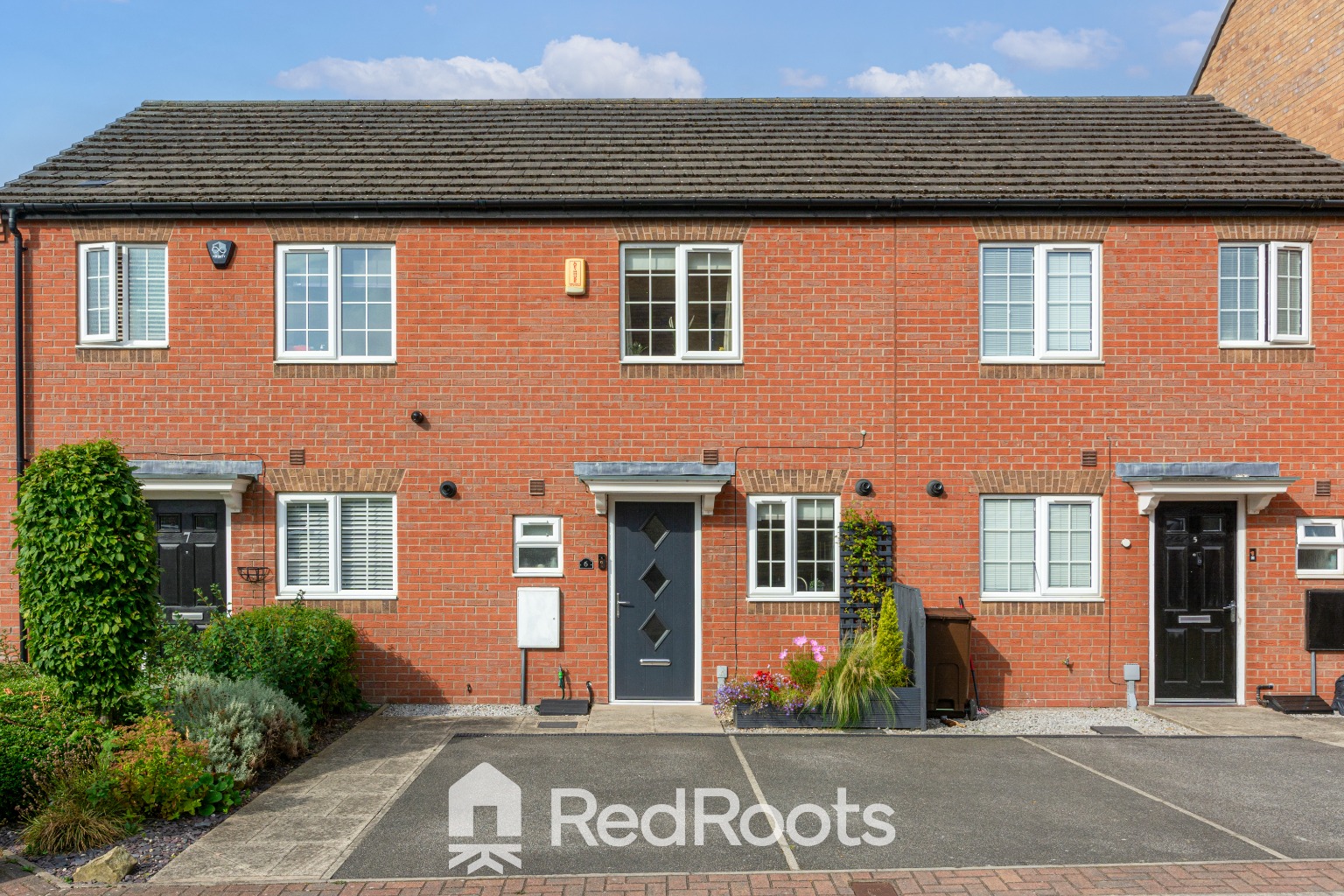 2 bed terraced house for sale in New Sharlston, Wakefield, West Yorkshire, WF4  - Property Image 2