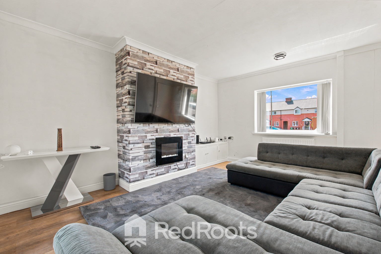 3 bed terraced house for sale in Streethouse, Pontefract, West Yorkshire, WF7  - Property Image 2