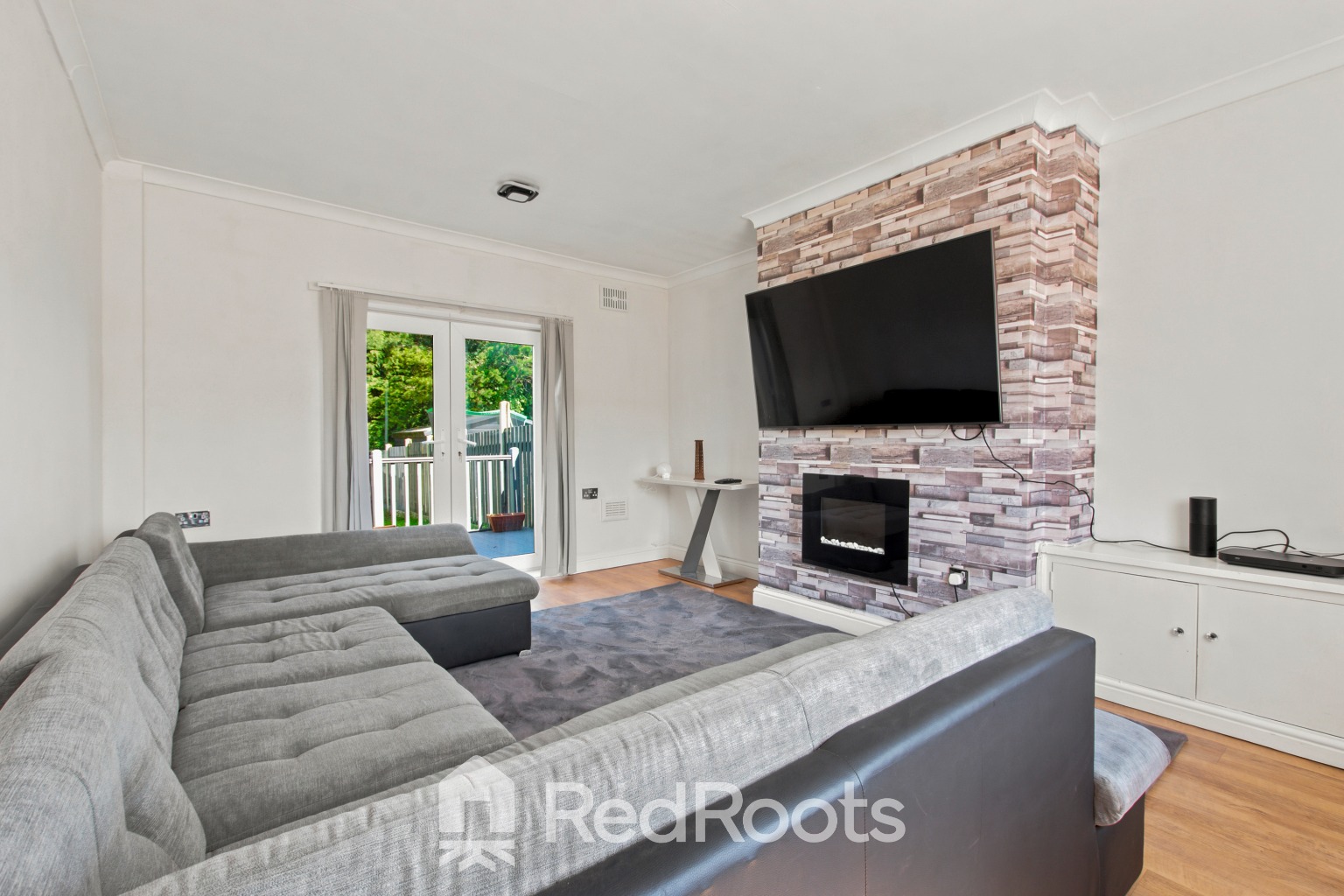 3 bed terraced house for sale in Streethouse, Pontefract, West Yorkshire, WF7  - Property Image 3