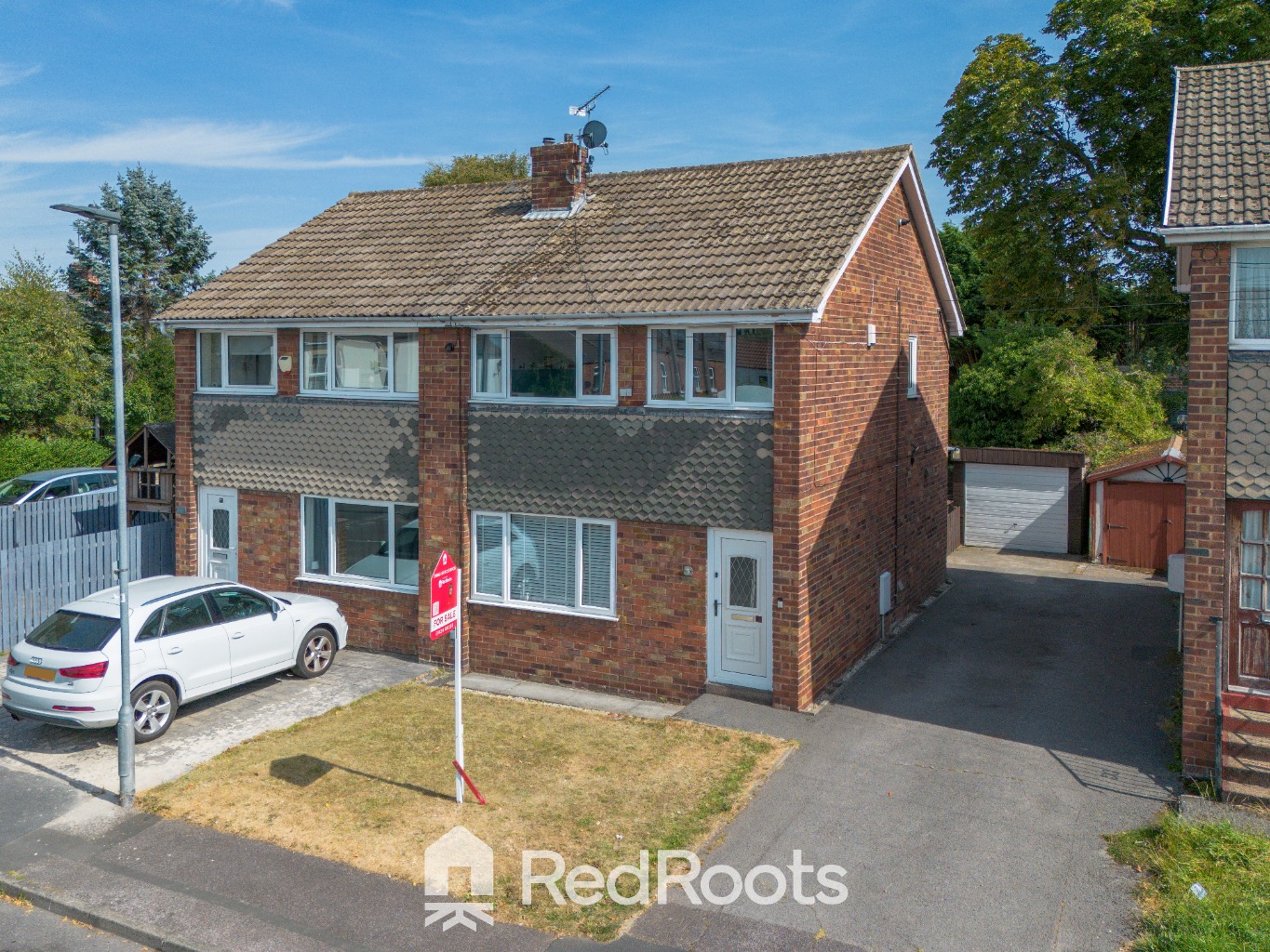 3 bed semi-detached house for sale in Featherstone, Pontefract, West Yorkshire, WF7  - Property Image 1
