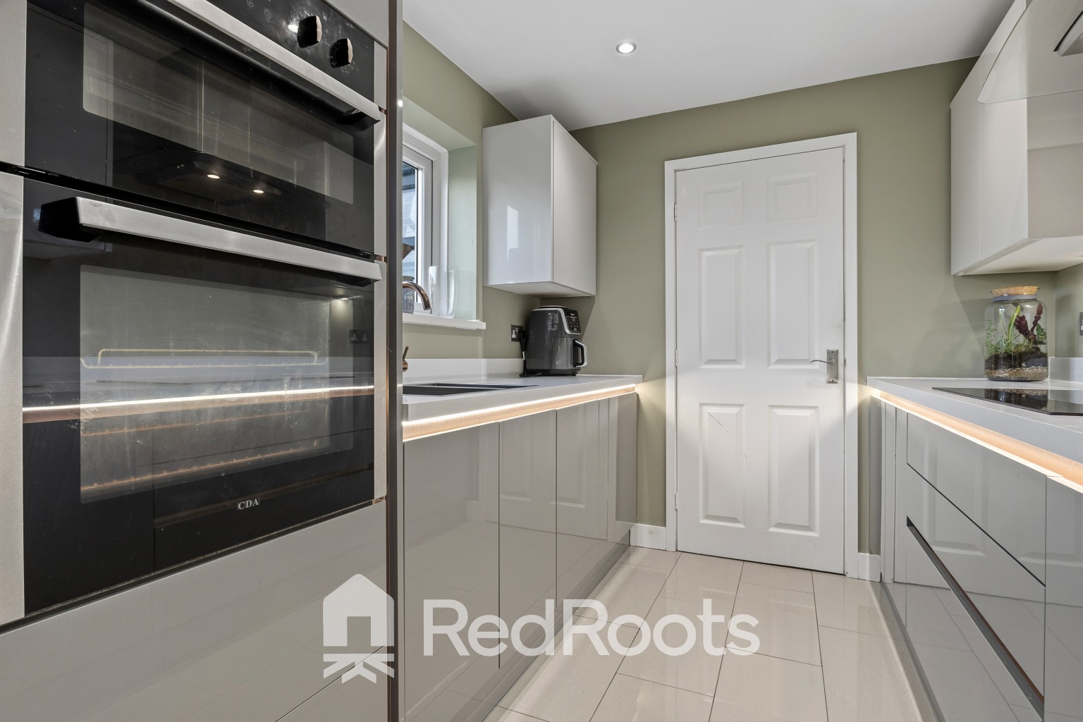 3 bed detached house for sale in Jerry Clay Lane, Wrenthorpe, WF2  - Property Image 8