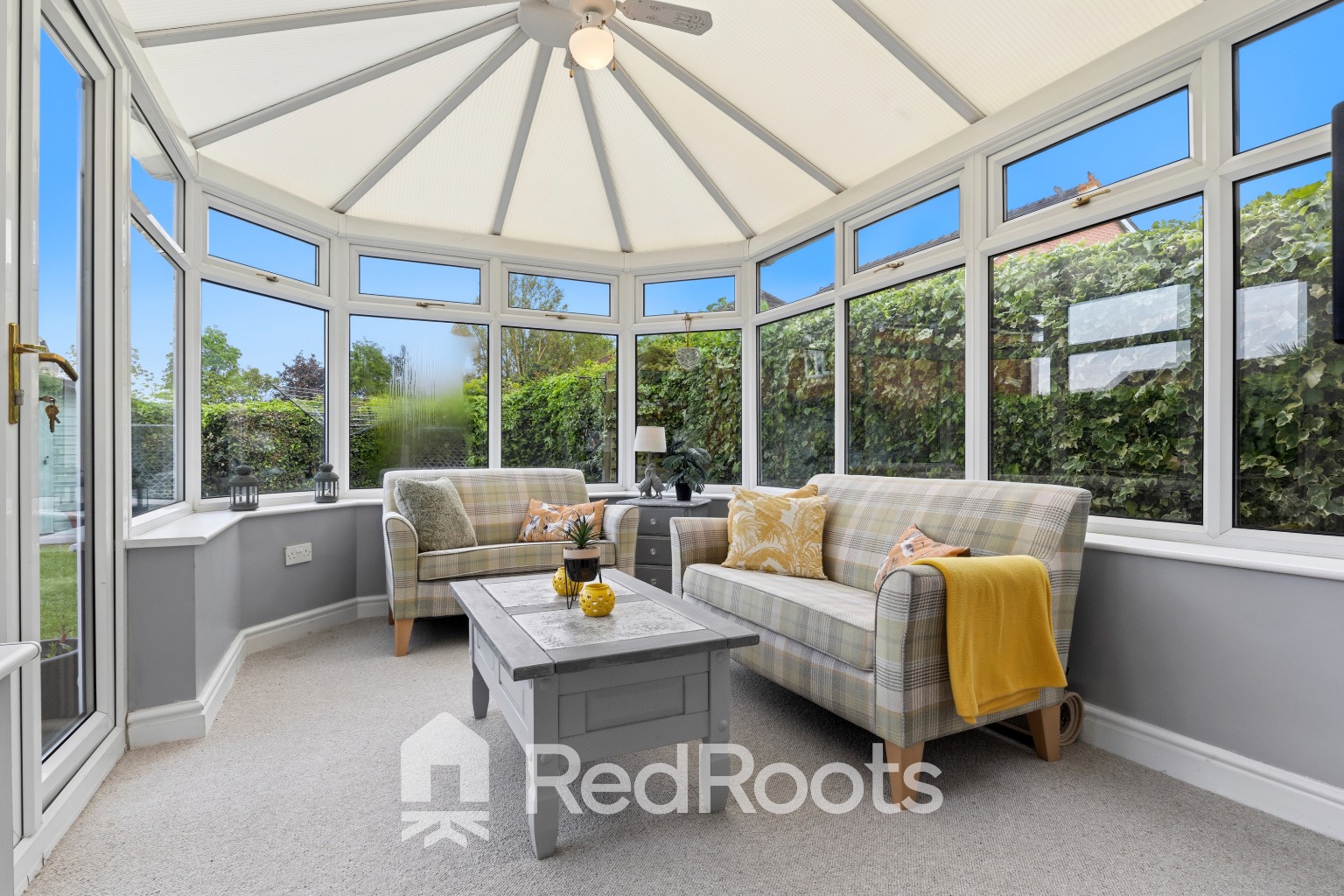 4 bed detached house for sale in Hatfeild View, WF1  - Property Image 4