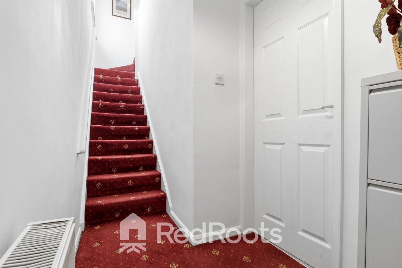 3 bed semi-detached house for sale in 4 Newton Close, Newton Hill  - Property Image 7