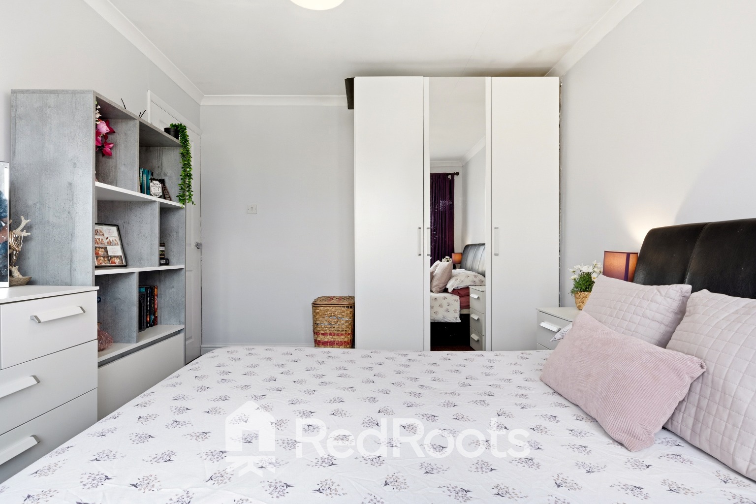 3 bed semi-detached house for sale in 4 Newton Close, Newton Hill  - Property Image 9