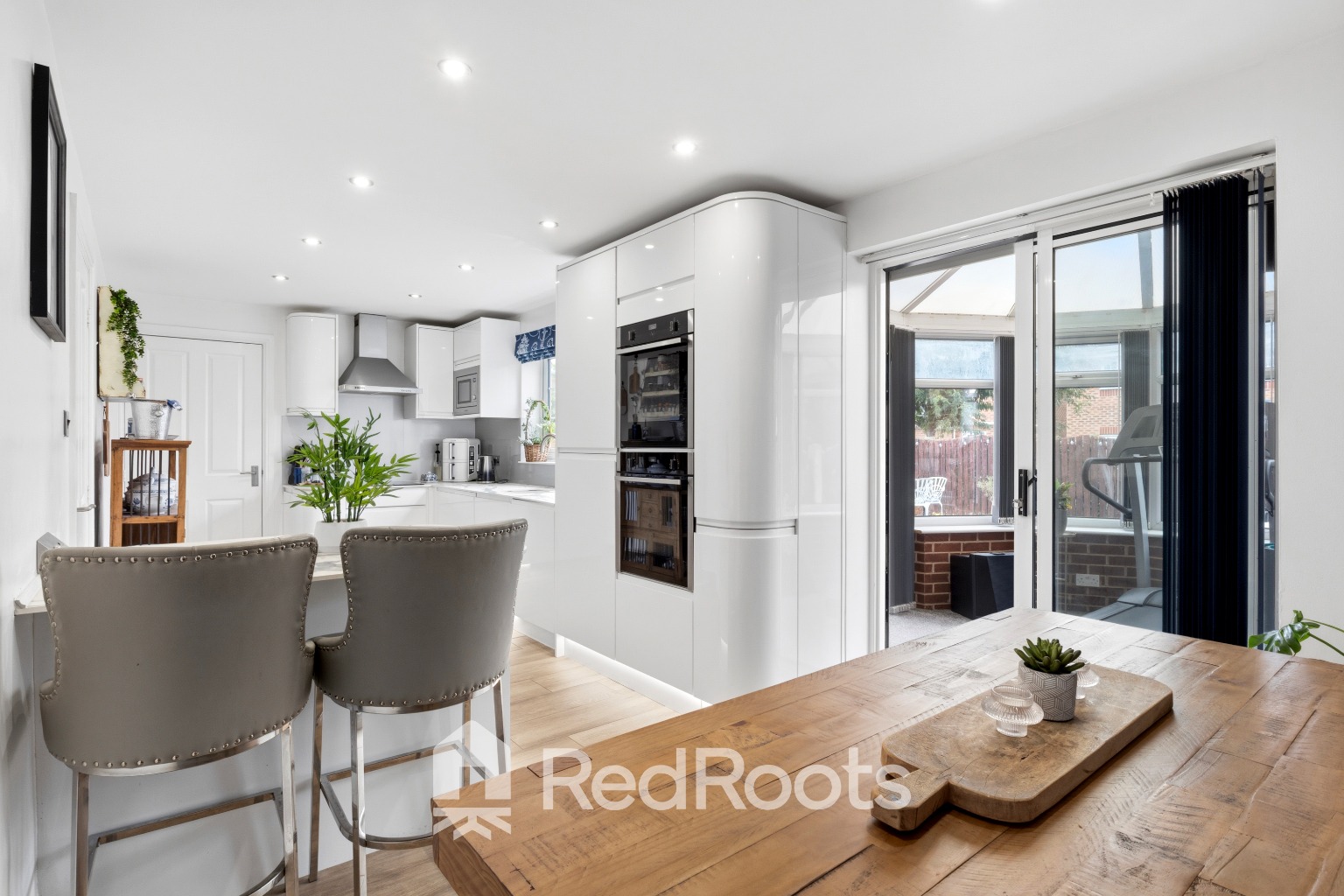 5 bed detached house for sale in Troon Close, Normanton, WF6  - Property Image 3