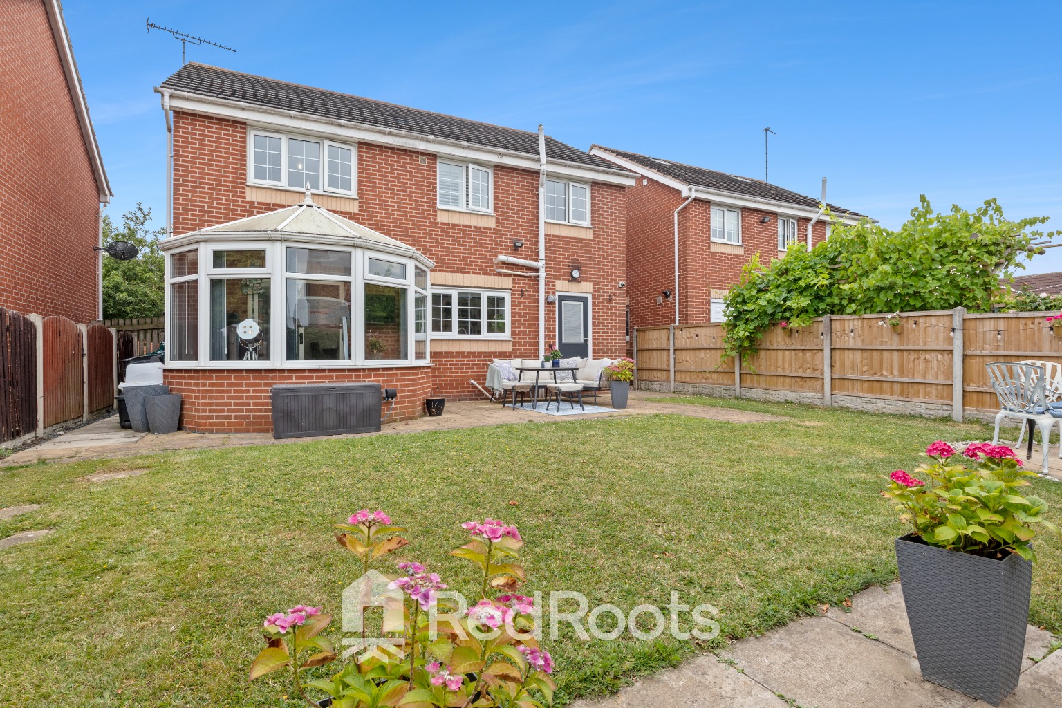 5 bed detached house for sale in Troon Close, Normanton, WF6  - Property Image 19