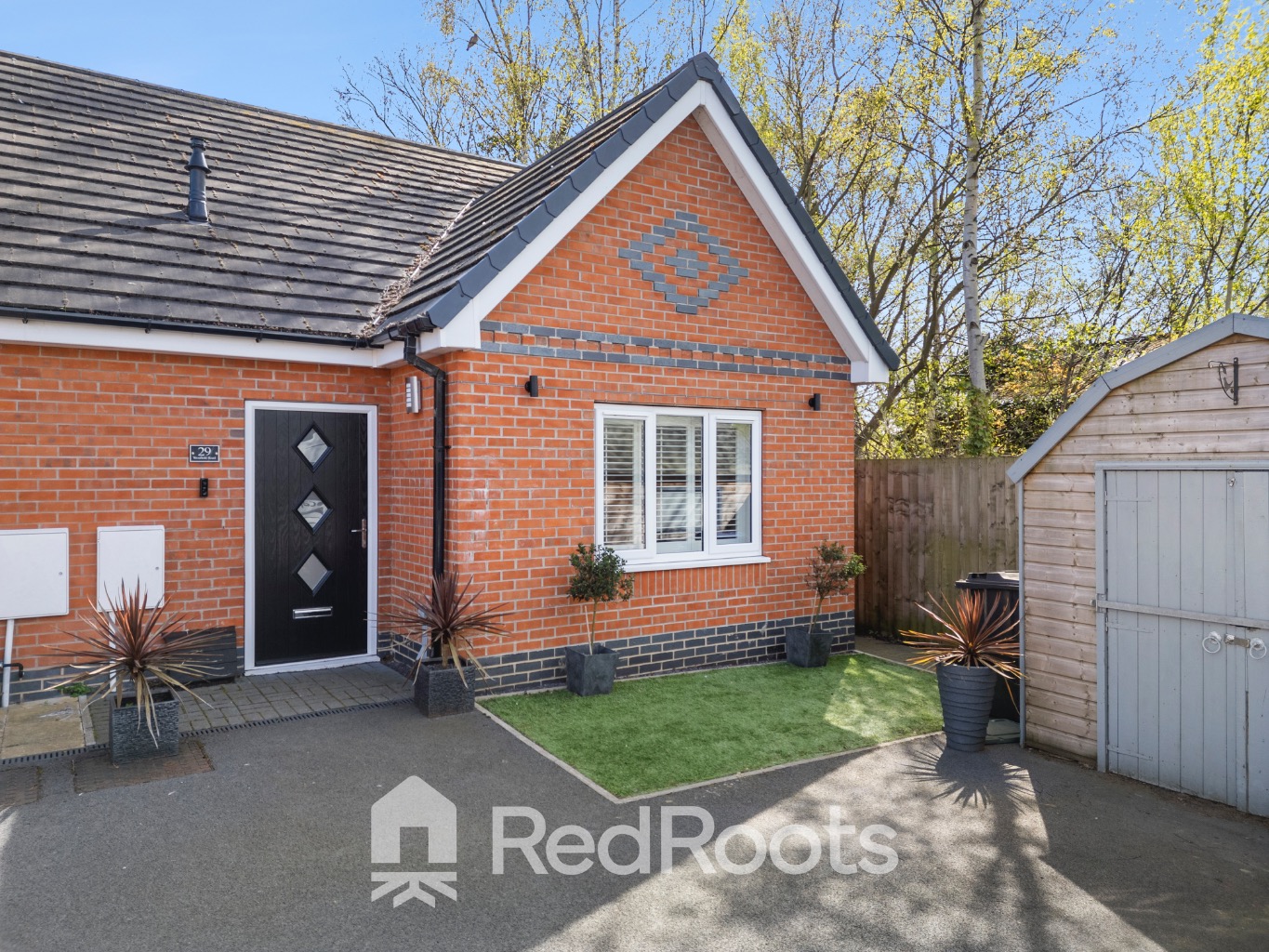 2 bed semi-detached bungalow for sale in Westfield Road, Armthorpe, Doncaster, DN3  - Property Image 1