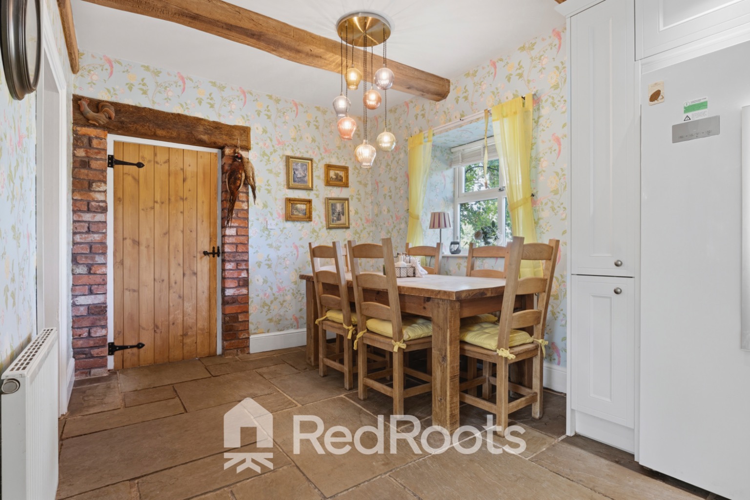 4 bed semi-detached house for sale in Thorpe in Balne, Doncaster, DN6  - Property Image 9