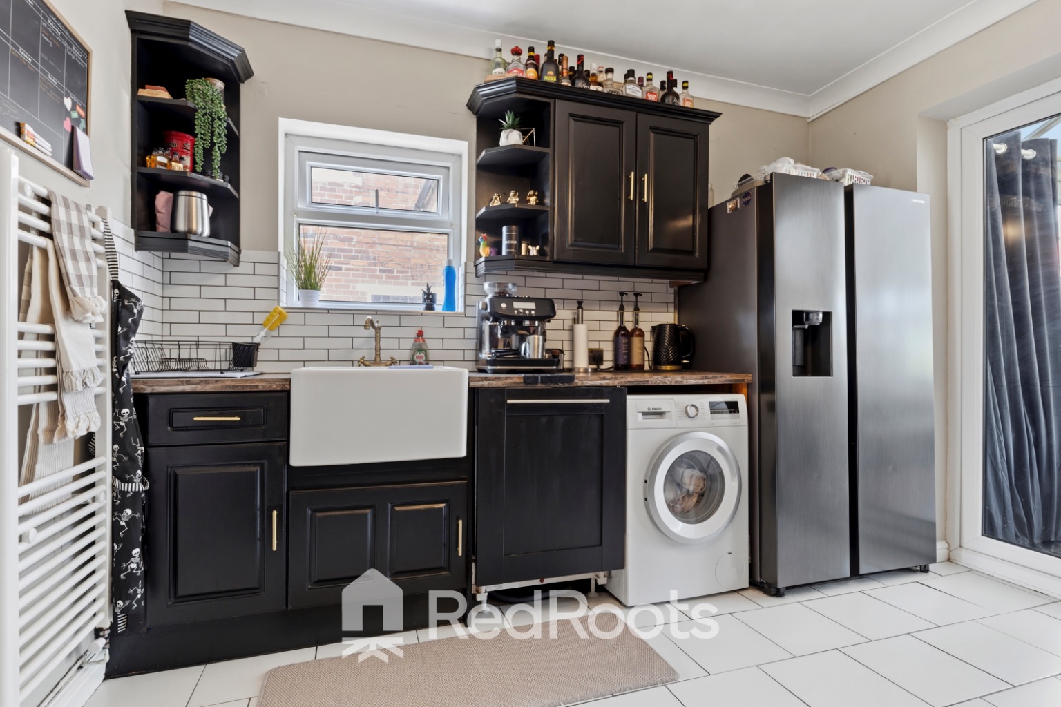 4 bed semi-detached house for sale in High Street, Dunsville, Doncaster, DN7  - Property Image 2