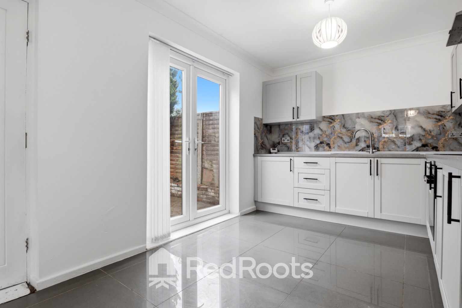 3 bed semi-detached house for sale in Doncaster Road, Kirk Sandall, Doncaster, DN3 - Property Image 4