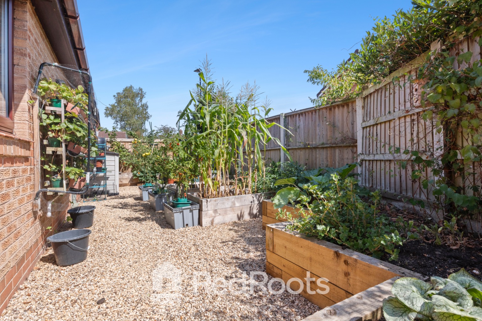 3 bed detached house for sale in St. Marys Drive, Dunsville, Doncaster, DN7  - Property Image 8
