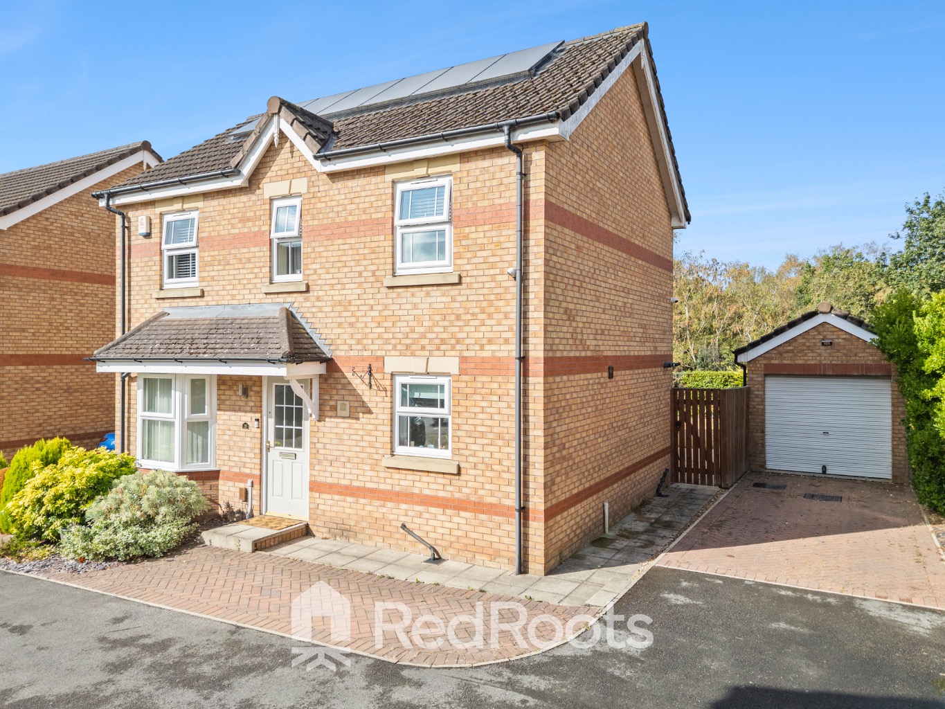 4 bed detached house for sale in Evans Court, Armthorpe, Doncaster, DN3  - Property Image 1
