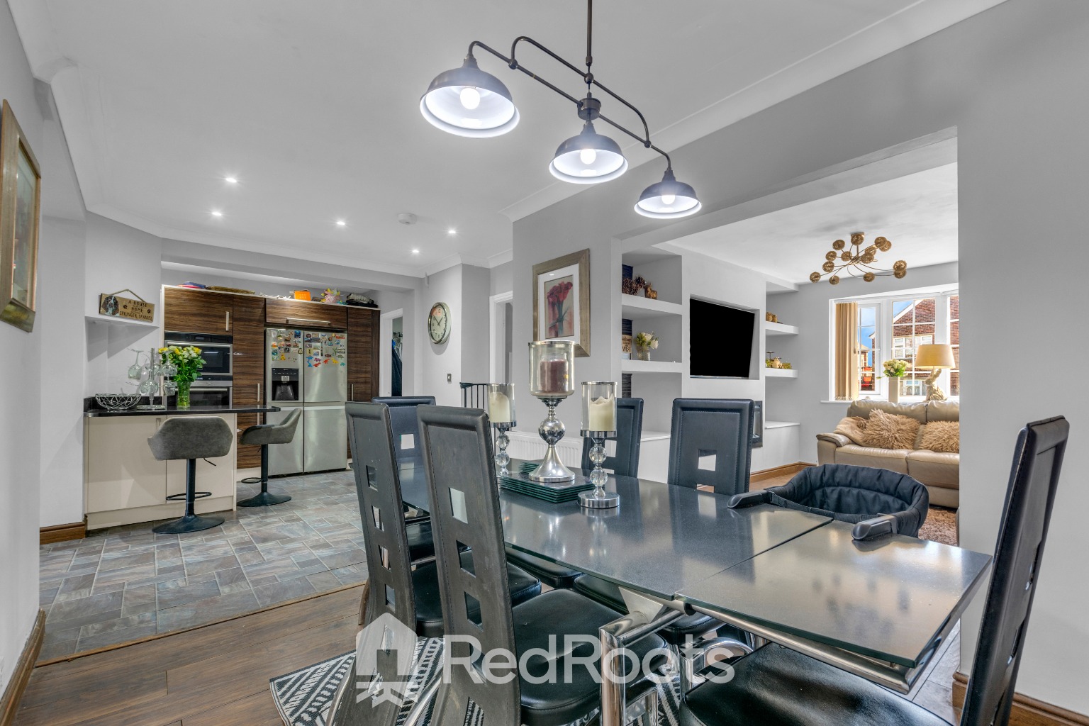 6 bed semi-detached house for sale in Cromwell Drive, Sprotbrough, DN5  - Property Image 5