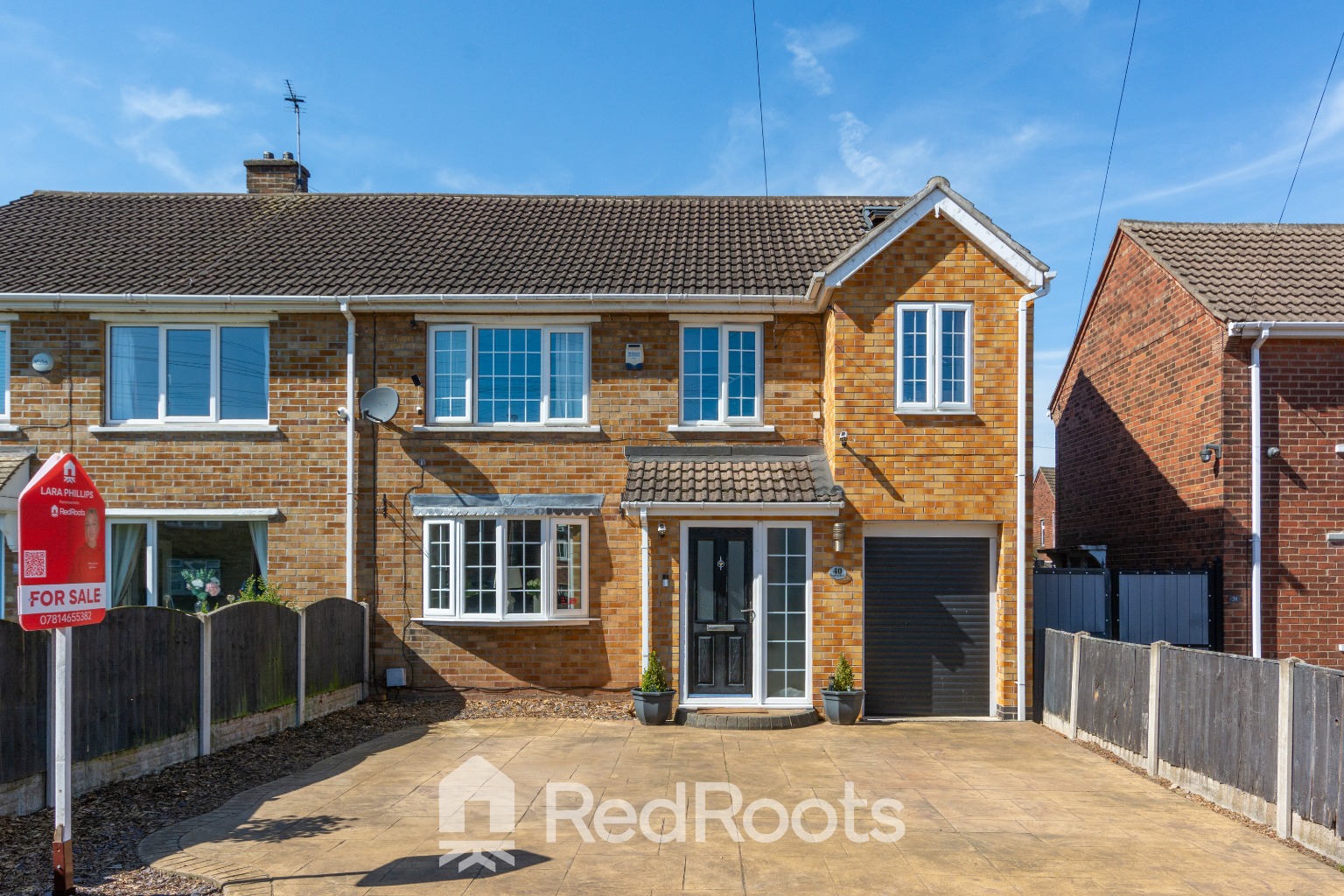 6 bed semi-detached house for sale in Cromwell Drive, Sprotbrough, DN5  - Property Image 1