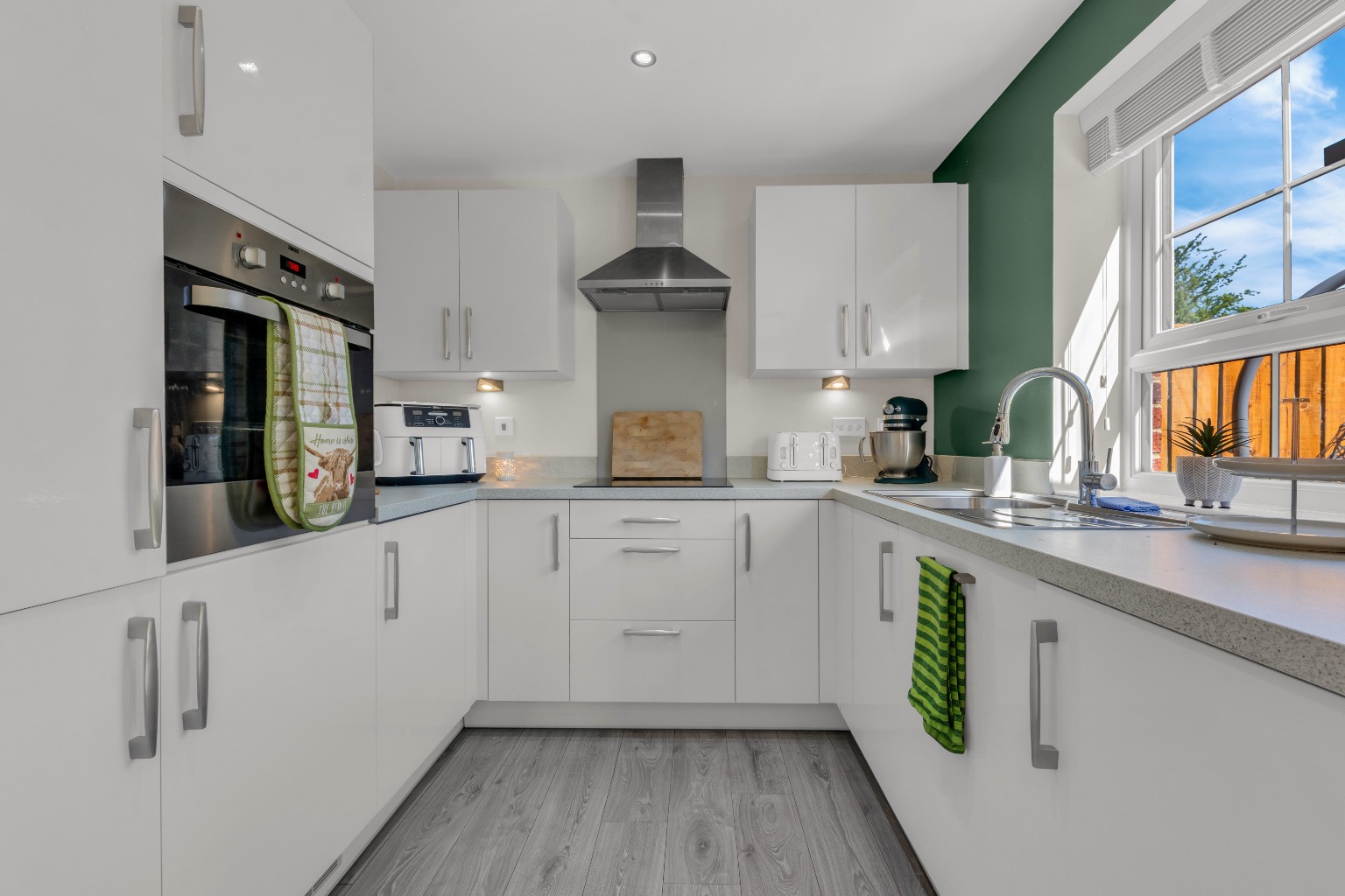 3 bed detached house for sale in Wallis Grove, Harworth, Doncaster, South Yorkshire, DN118SS  - Property Image 8