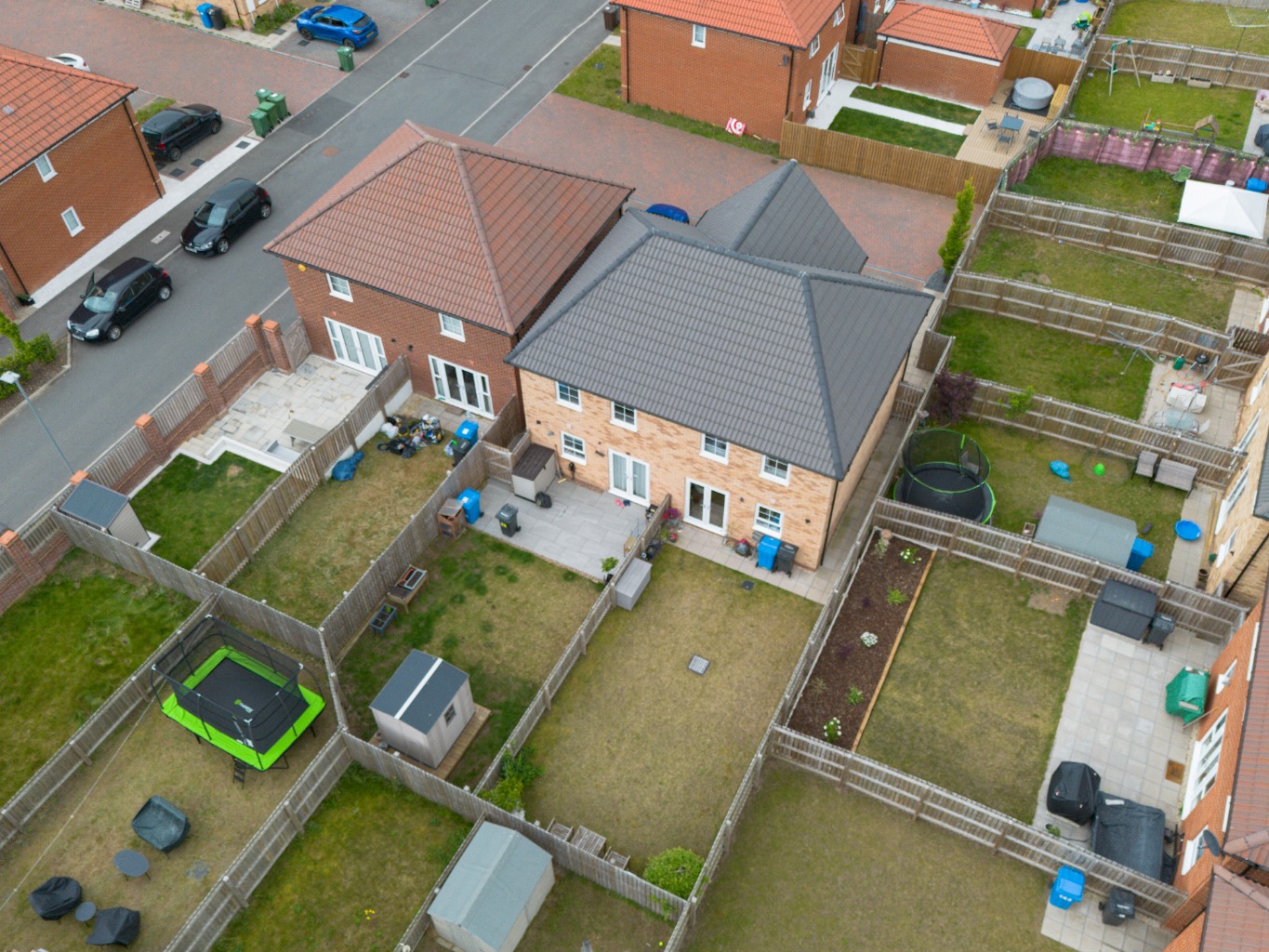 3 bed semi-detached house for sale in Farleigh Drive, Harworth, Doncaster, South Yorkshire, DN11 8SW  - Property Image 11