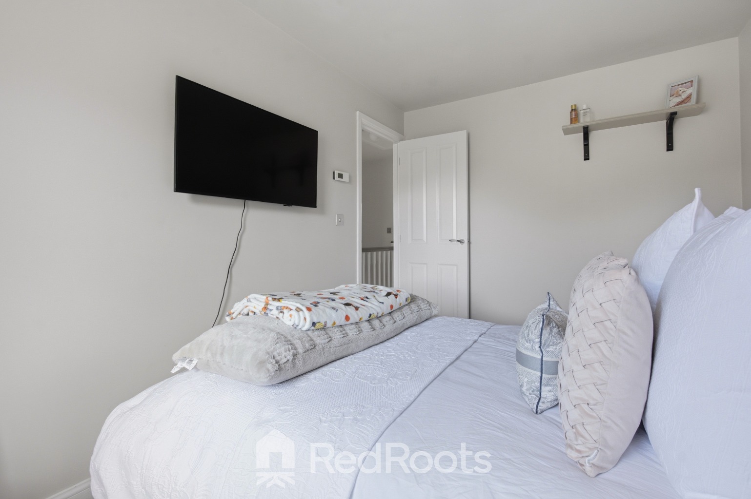 3 bed semi-detached house for sale in Farleigh Drive, Harworth, Doncaster, South Yorkshire, DN11 8SW  - Property Image 13