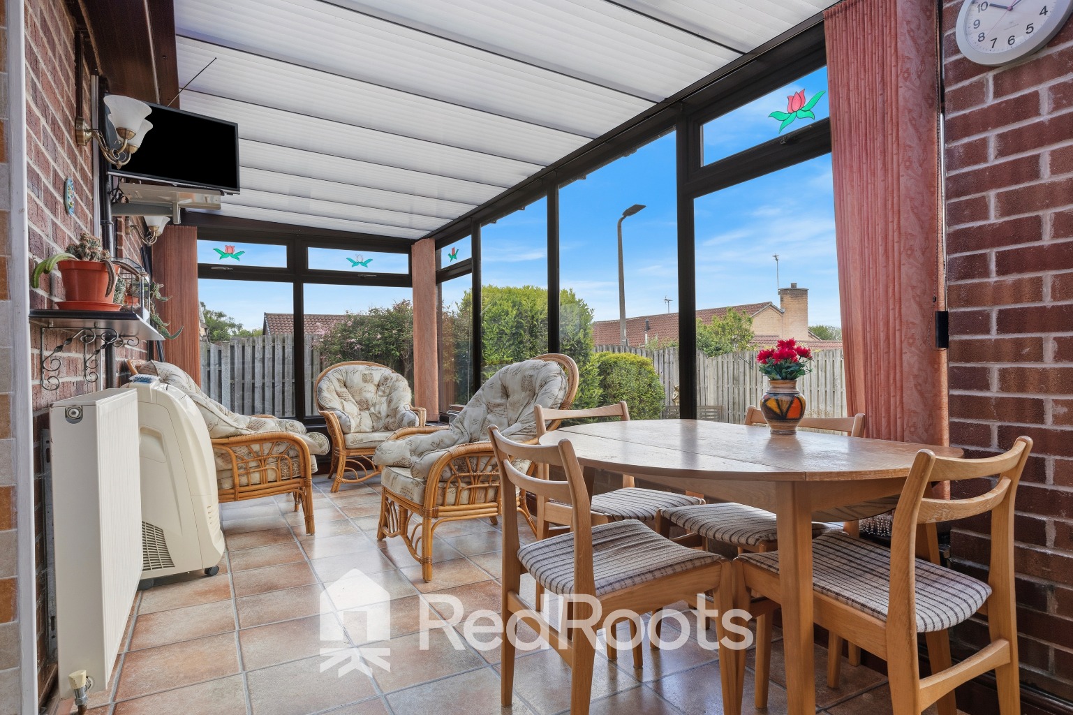 2 bed detached bungalow for sale in Rye Croft, Conisbrough, Doncaster, South Yorkshire, DN12 2BD  - Property Image 12