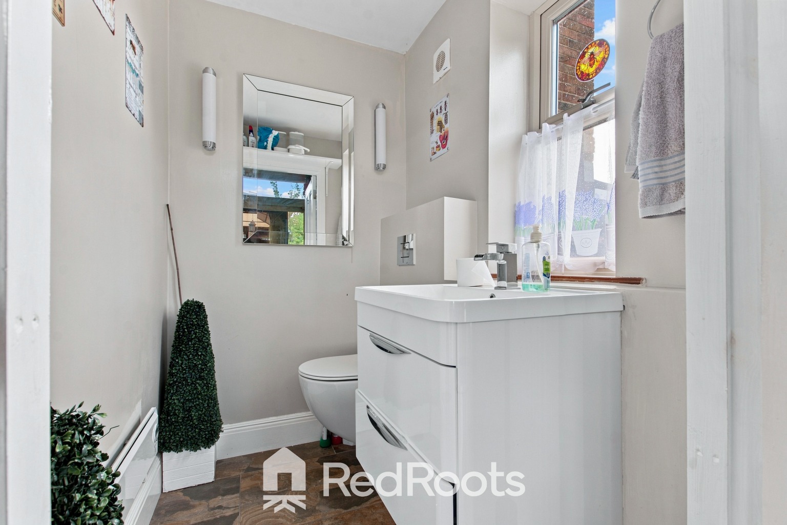 6 bed semi-detached house for sale in Regent Square, Doncaster, South Yorkshire, DN1  - Property Image 14