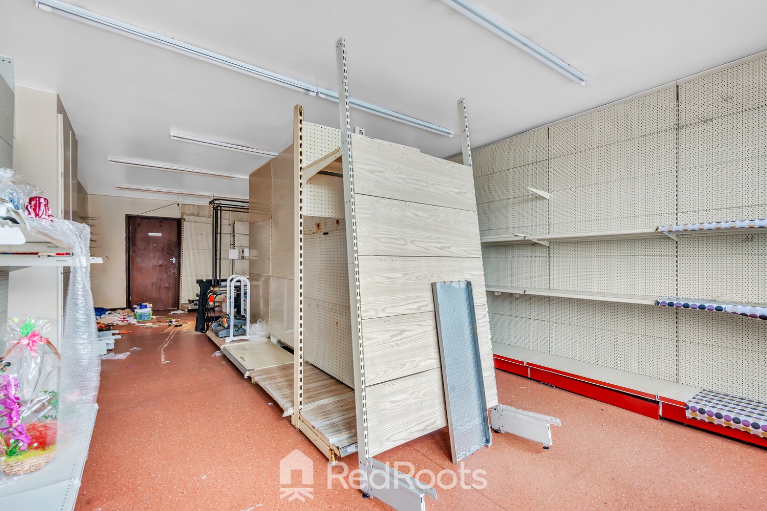 6 bed commercial property for sale in Houghton Road, Thurnscoe, Rotherham, South Yorkshire, S63 - Property Image 5