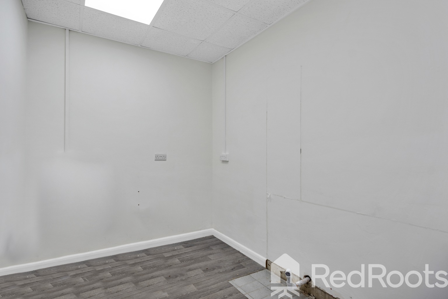 2 bed commercial property to rent in Kirkby Road, Hemsworth, Pontefract, West Yorkshire, WF9 - Property Image 6