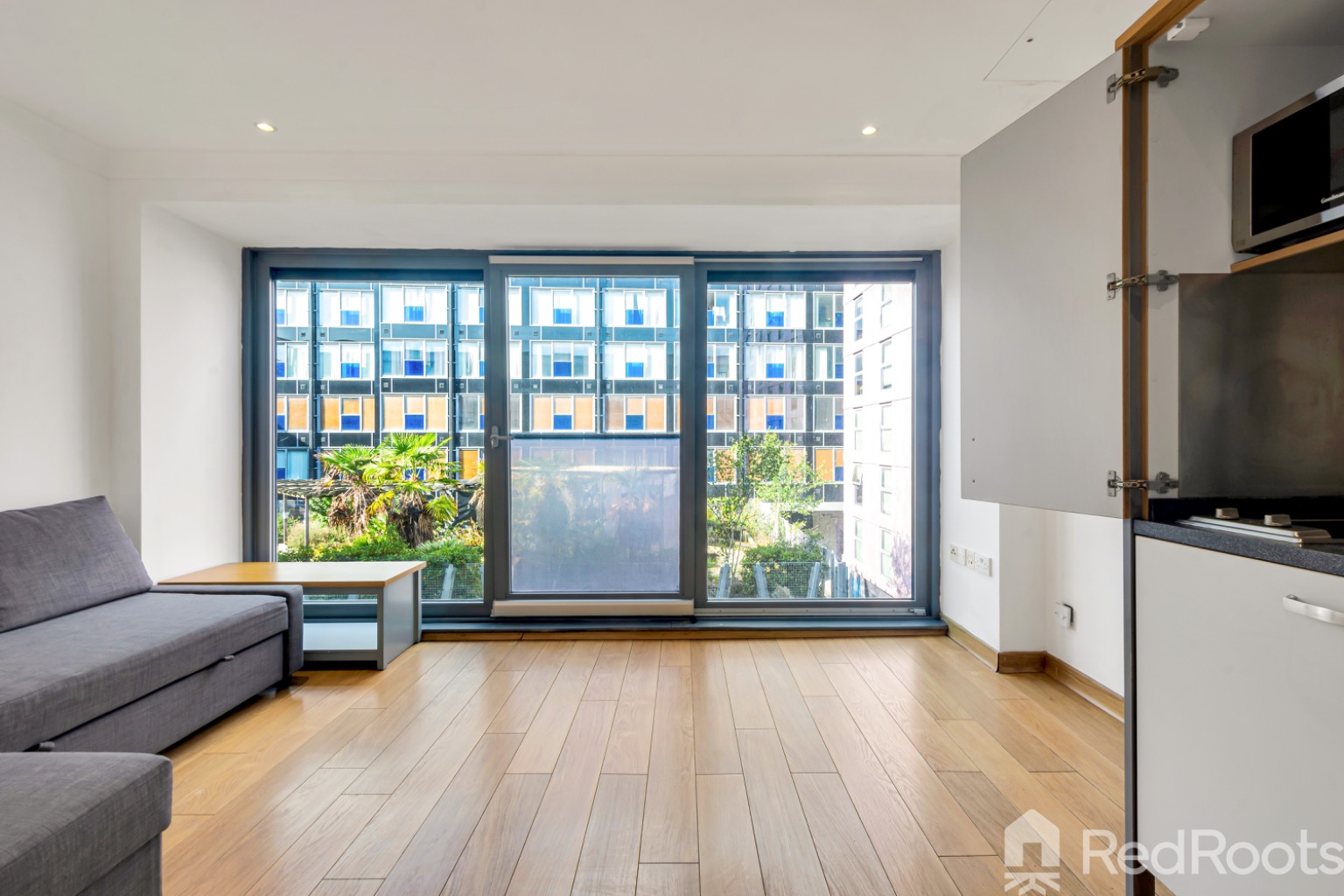 1 bed flat to rent in Citispace South, 11 Regent Street, Leeds, West Yorkshire, LS2  - Property Image 9