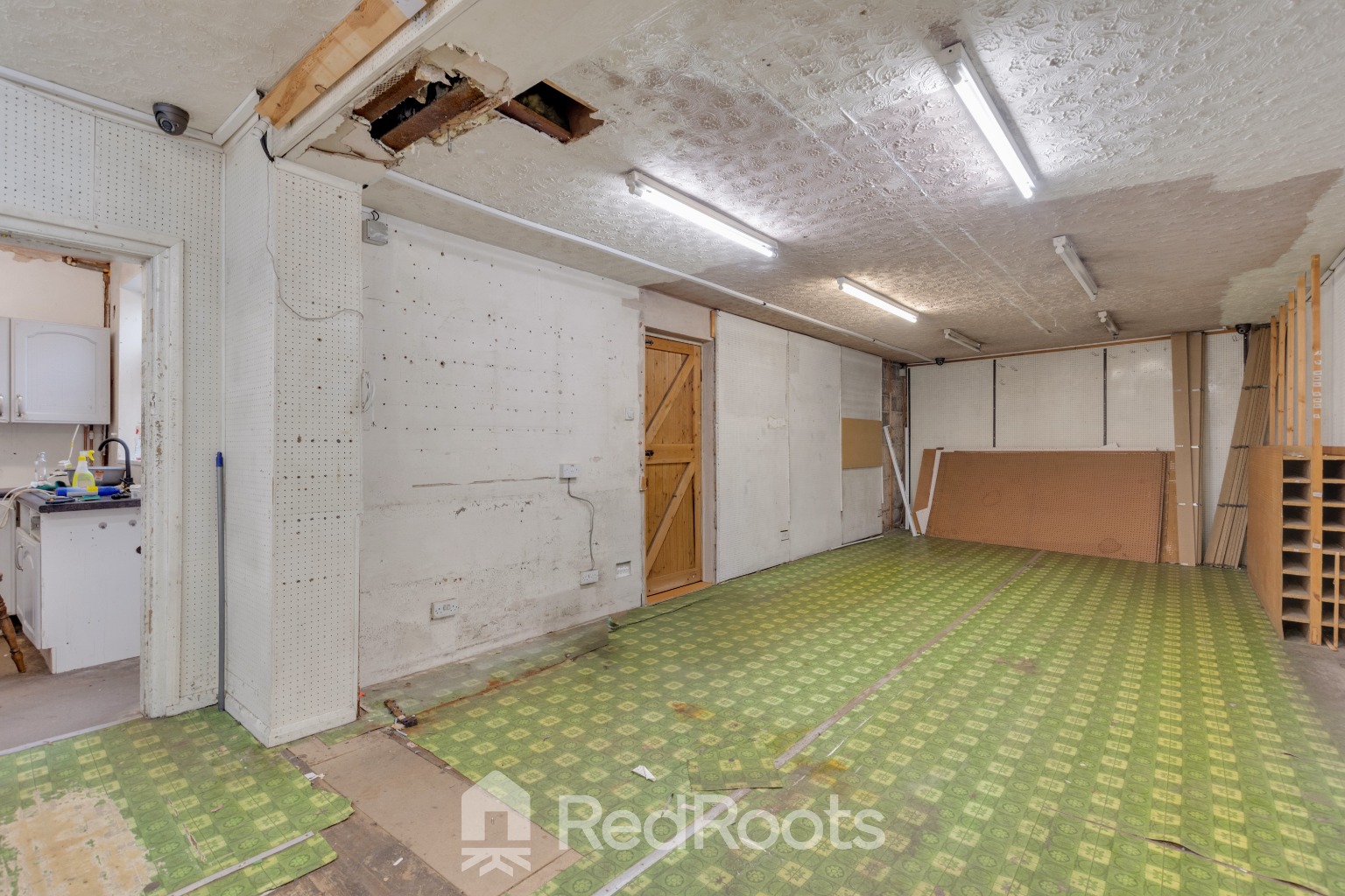 Commercial property to rent in 41A Kirkby Road, Hemsworth, Pontefract, West Yorkshire, WF9  - Property Image 6