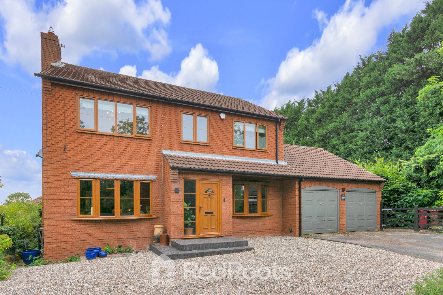 4 bed detached house for sale in Nethergate, Westwoodside, Doncaster, Lincolnshire, DN9 2DL  - Property Image 3
