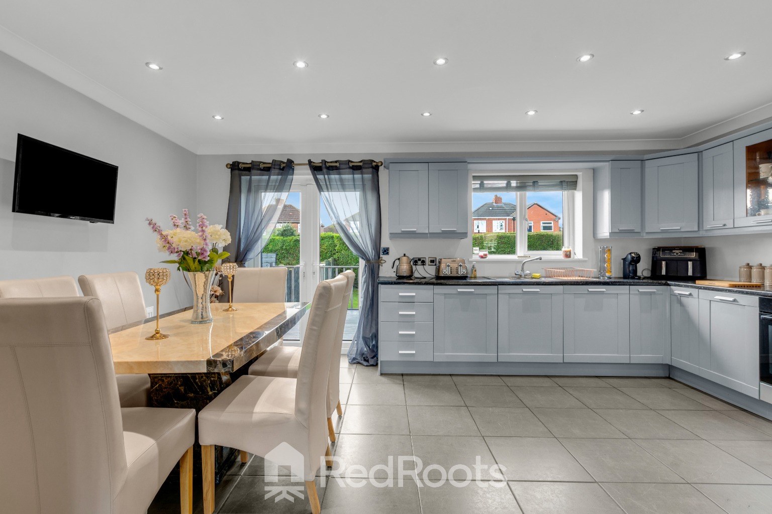 3 bed semi-detached house for sale in Kingsley Avenue, Doncaster, South Yorkshire, DN5 - Property Image 13