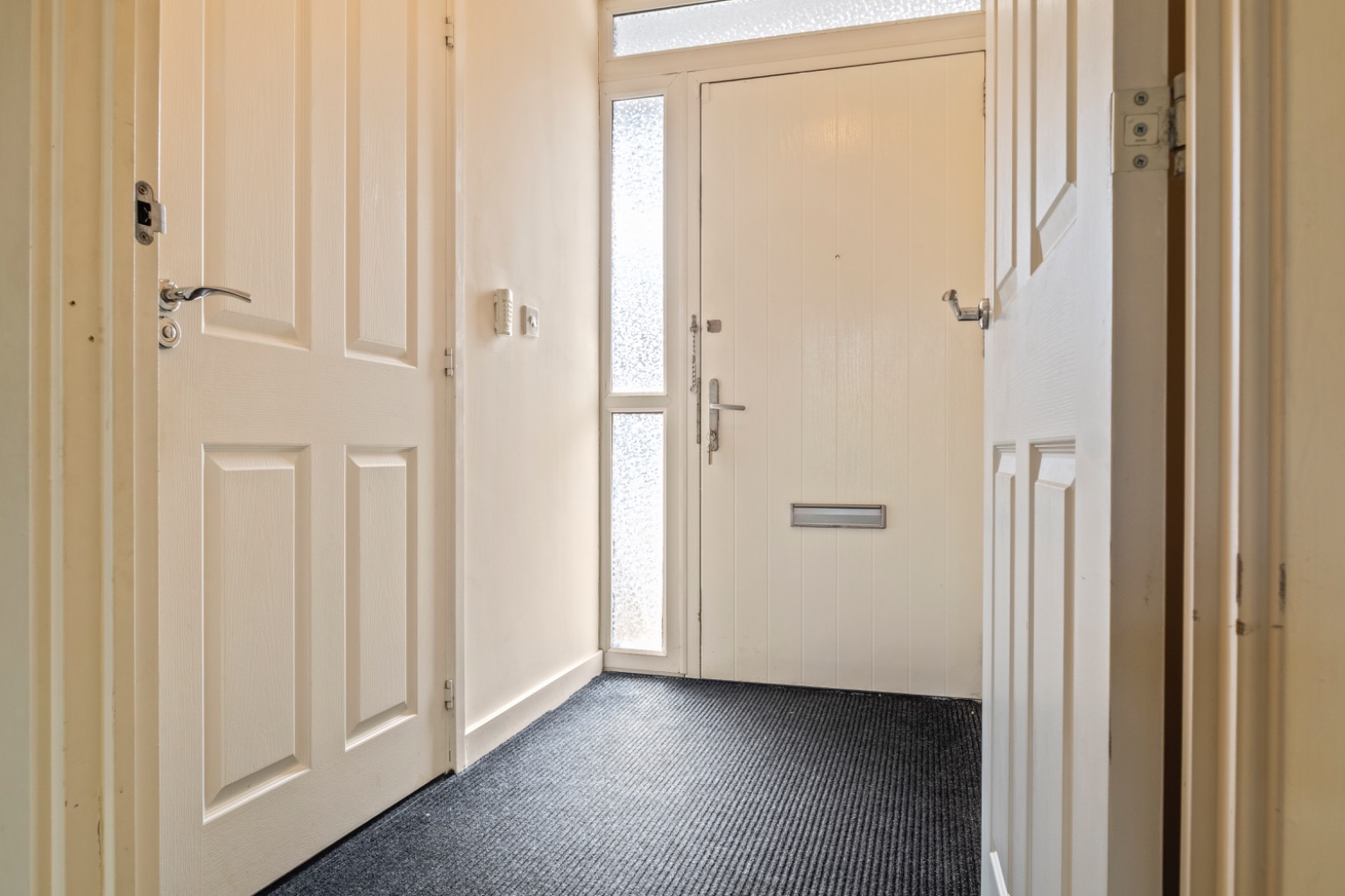 3 bed terraced house for sale in Heartswood Road, Bentley, Doncaster, South Yorkshire, DN5  - Property Image 3