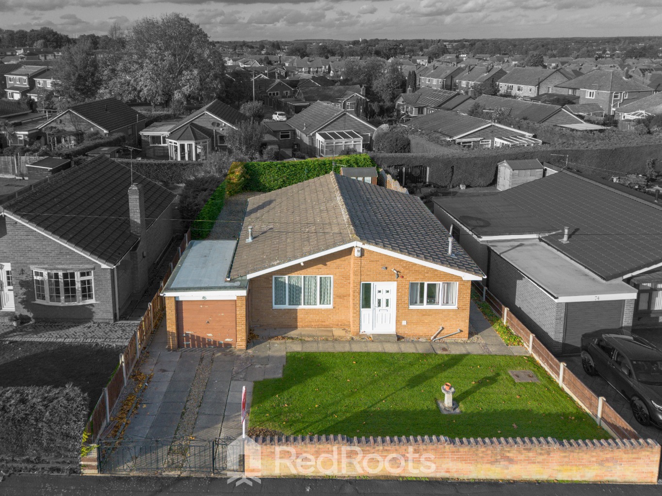 3 bed detached bungalow for sale in St. Pauls Parade, Doncaster, DN5 - Property Image 1