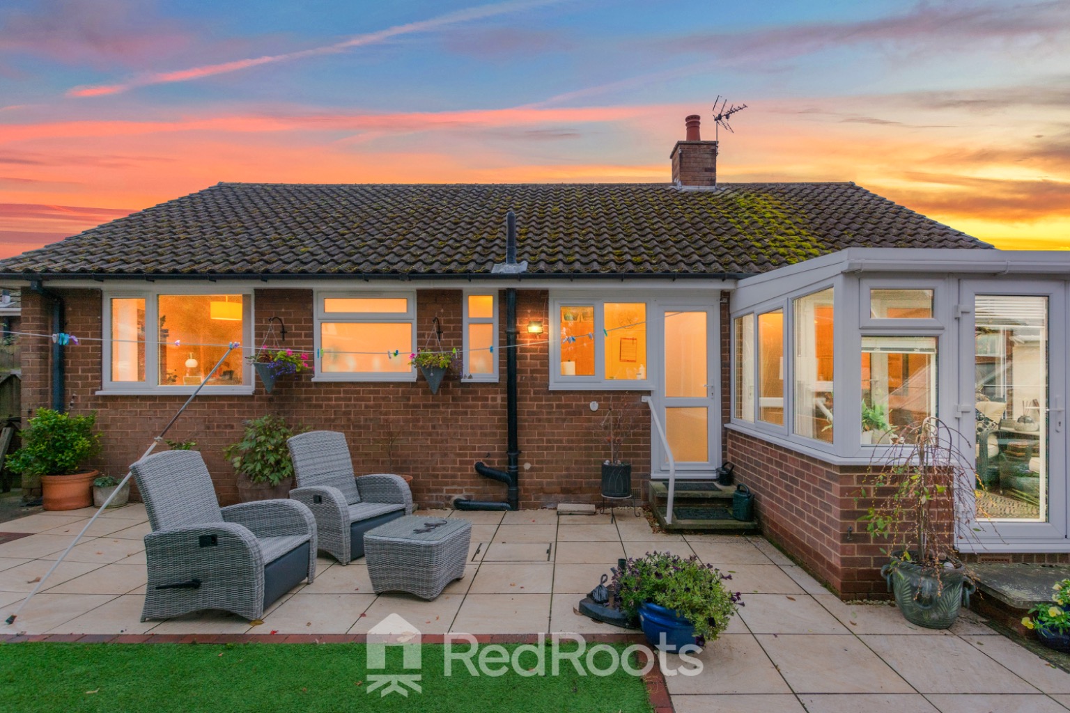 3 bed detached bungalow for sale in Thorpe Audlin, Pontefract, West Yorkshire, WF8  - Property Image 20