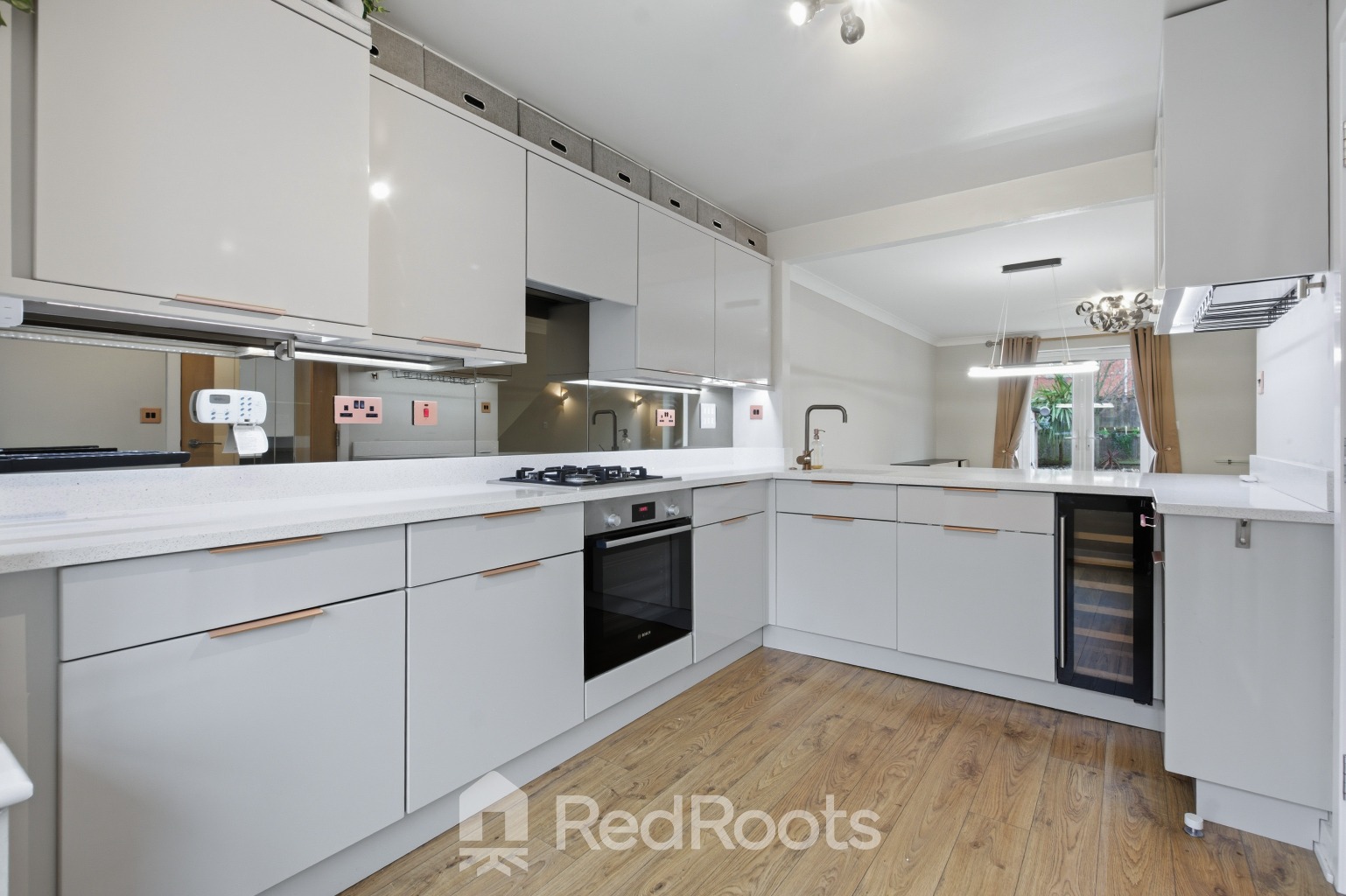 4 bed end of terrace house for sale in Birch Close, Sprotbrough, Doncaster, South Yorkshire, DN5 - Property Image 2