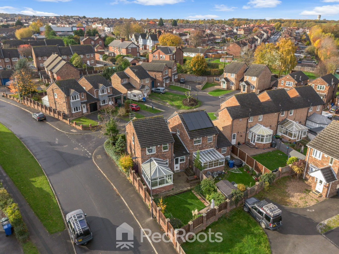 3 bed link detached house for sale in 2 Trent Close, Edlington, Doncaster, DN12  - Property Image 4