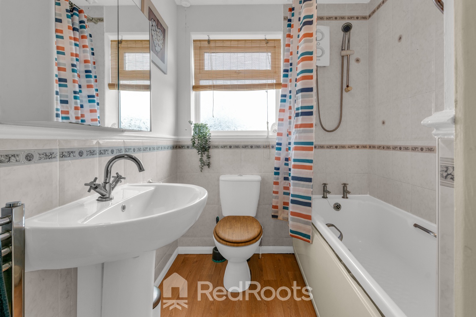 3 bed link detached house for sale in 2 Trent Close, Edlington, Doncaster, DN12  - Property Image 23