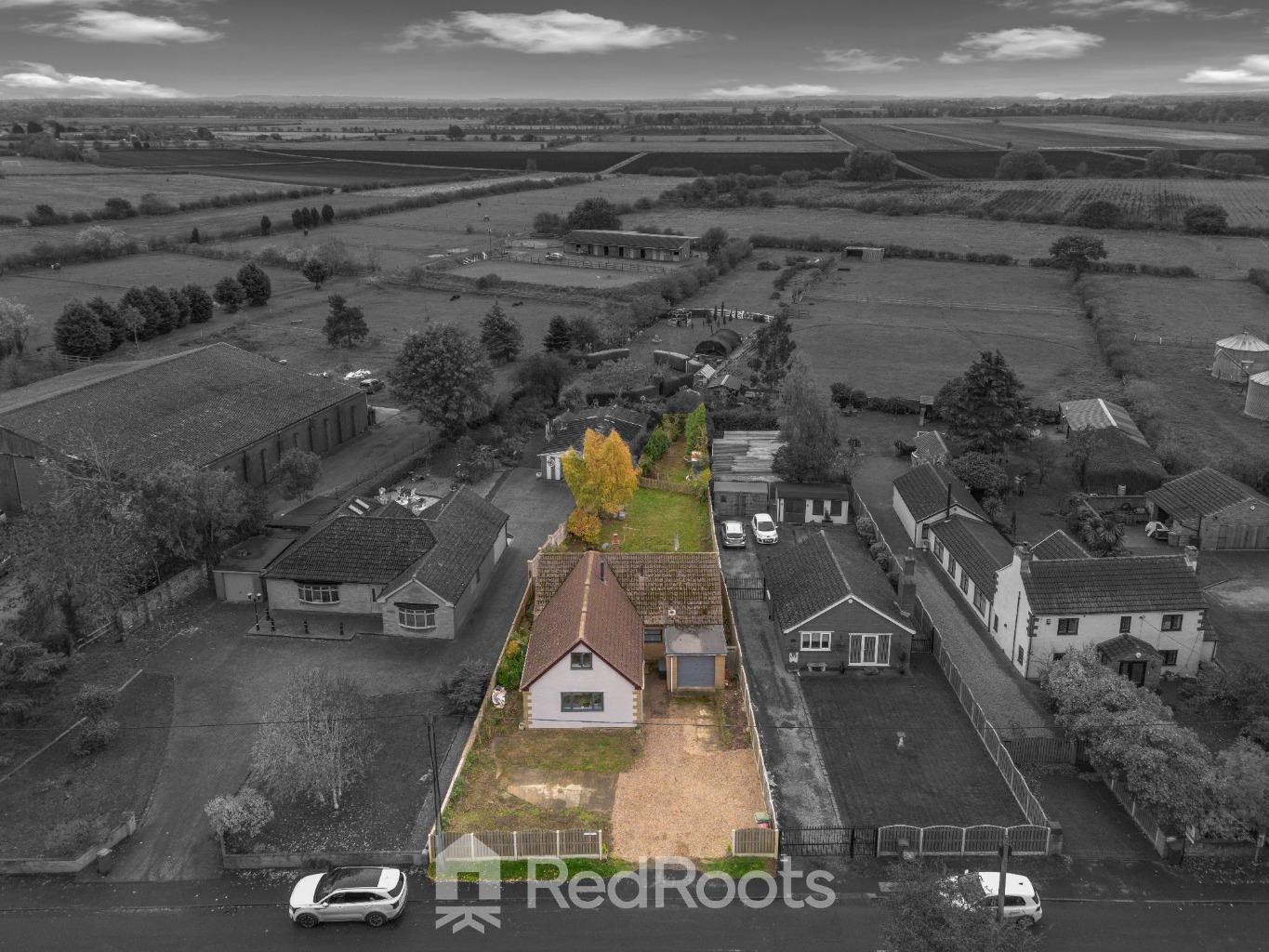 4 bed detached house for sale in High Street, Wroot, Doncaster, Lincolnshire, DN9  - Property Image 4