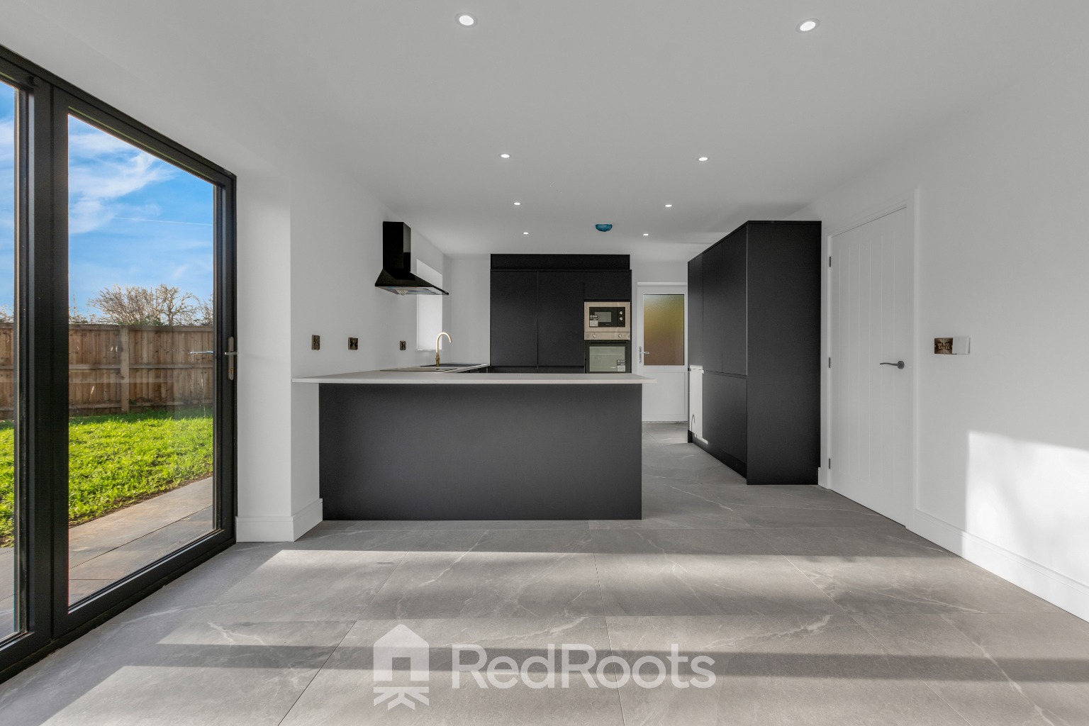 3 bed detached house for sale in 2 Long Pasture Drive, Norton, Doncaster, South Yorkshire, DN6 9FJ  - Property Image 6